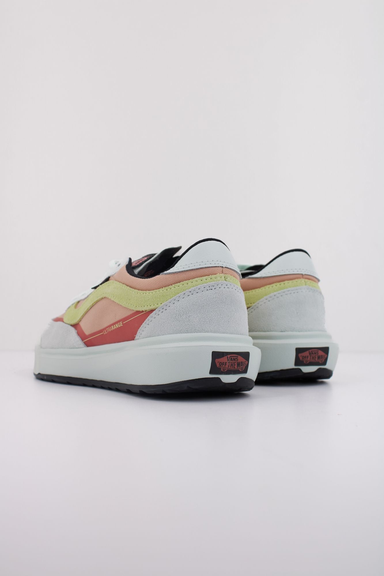VANS MTE ULTRARANGE 2.0 SE en color MULTICOLOR (4)