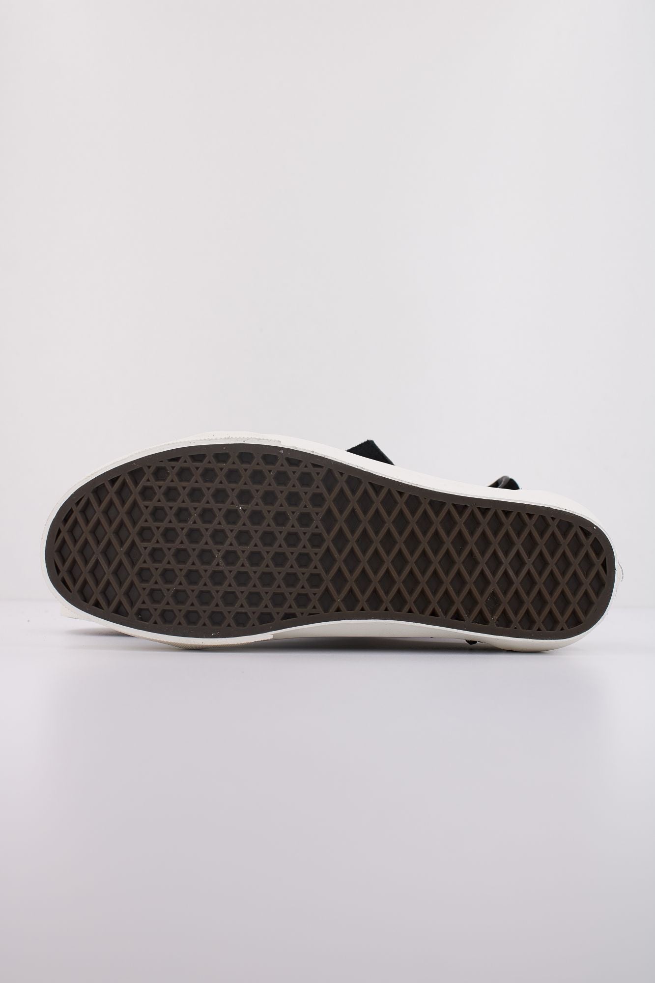 VANS OLD SKOOL en color NEGRO (5)