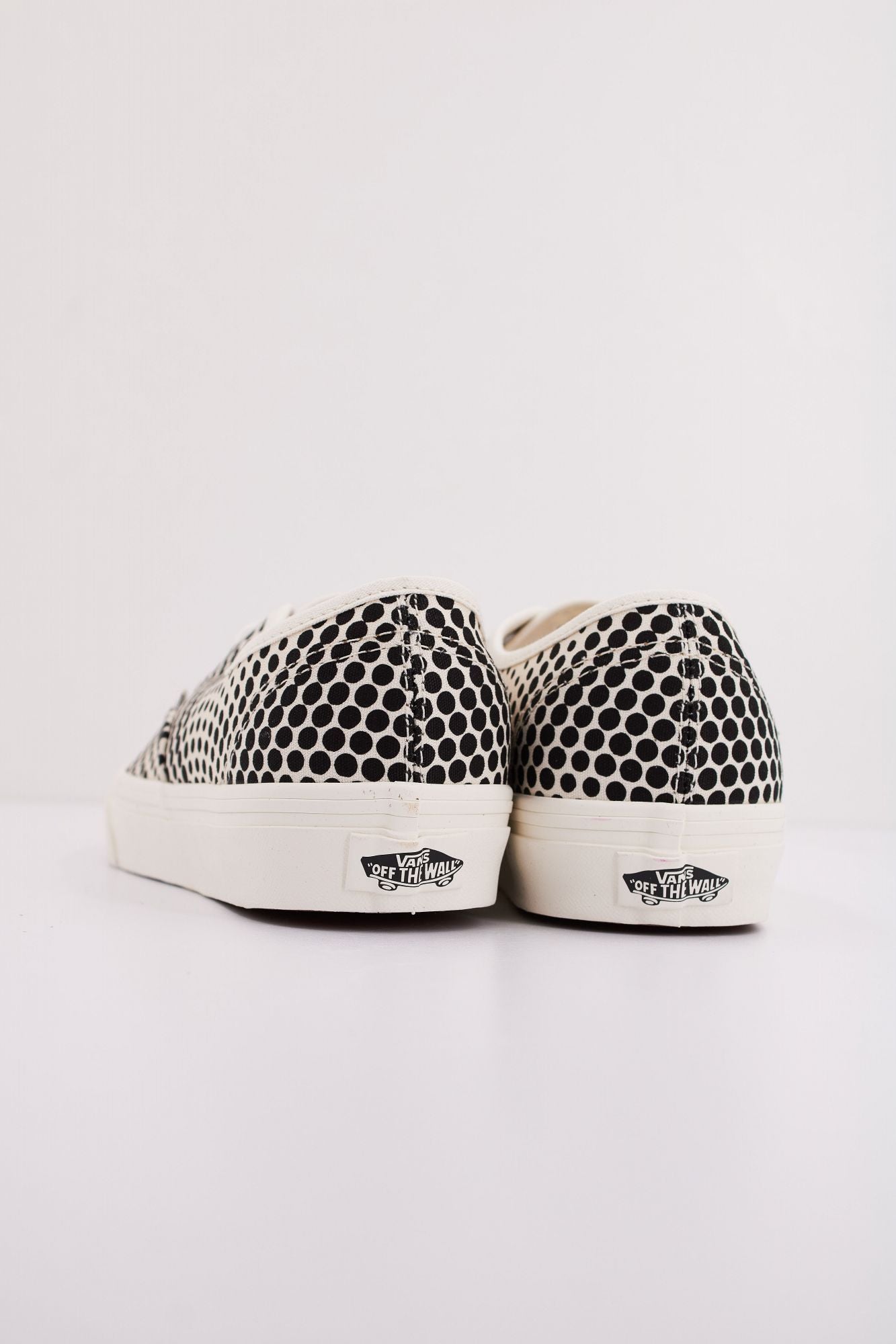VANS AUTHENTIC HALFTONE en color BLANCO (4)