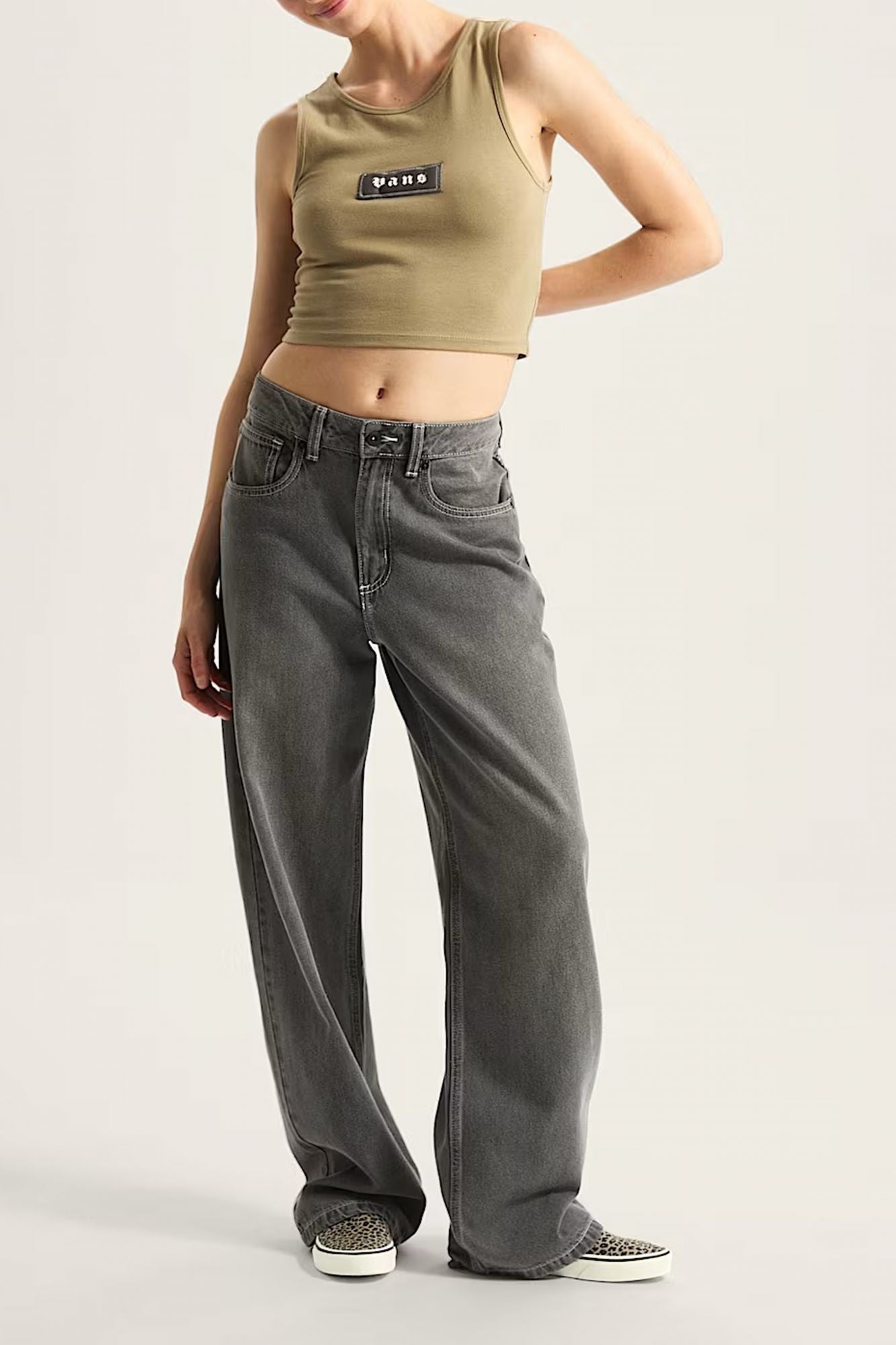 VANS UPWORN FITTED TANK en color VERDE (1)