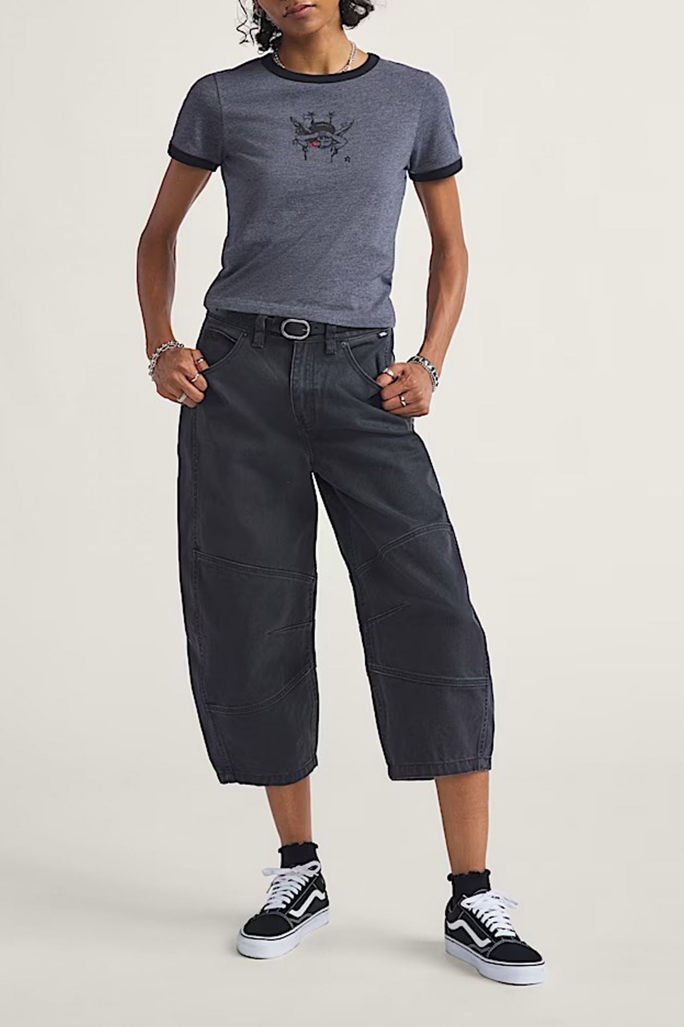 VANS BLAIRE CROPPED BARREL en color NEGRO (4)