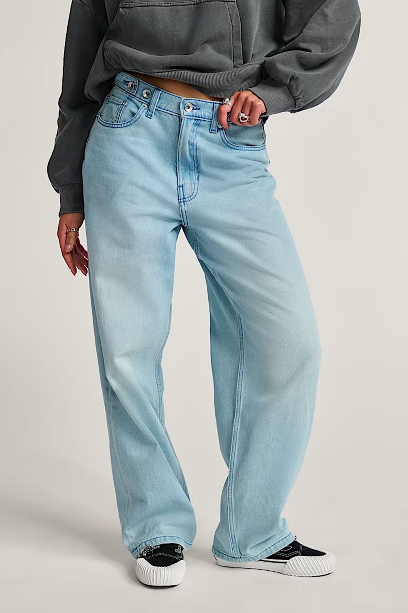 VANS CINCHED CHECK 5 BAGGY en color AZUL (1)