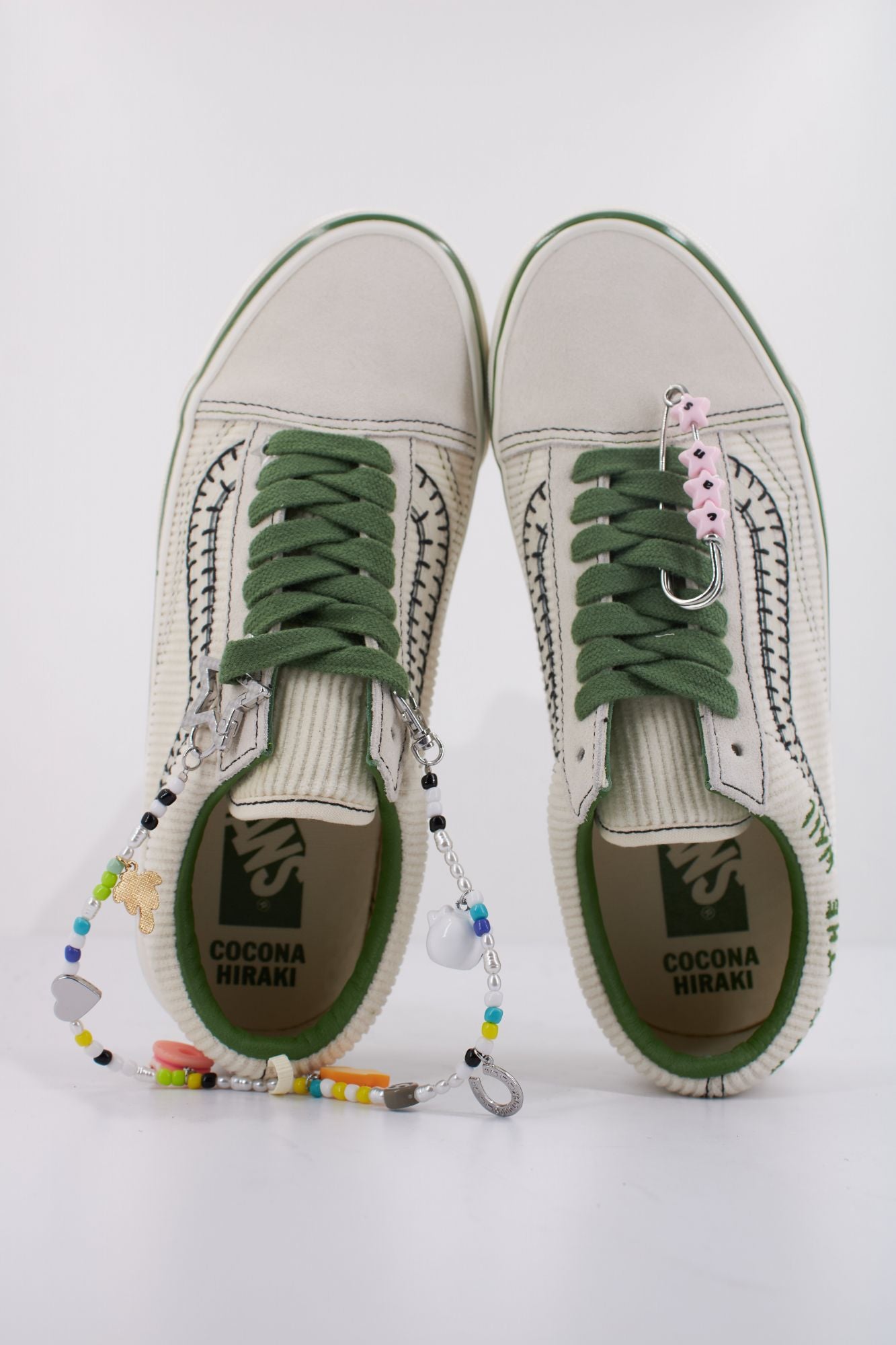 VANS LX OLD SKOOL CHARMS en color BEIS (3)
