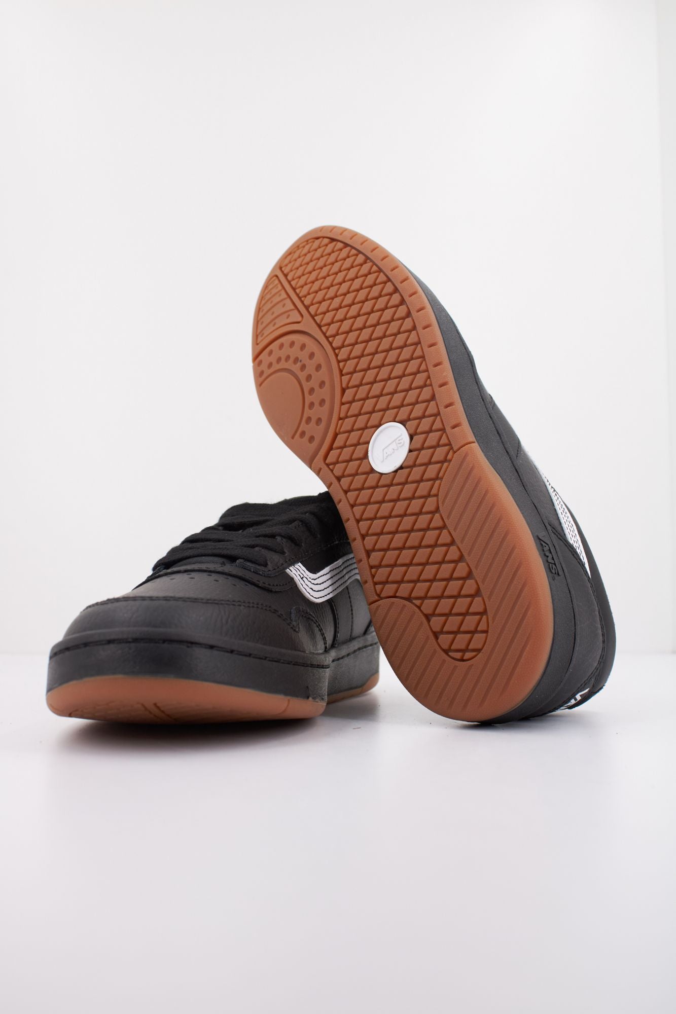 VANS CRUZE 3.0 STIT en color NEGRO (5)