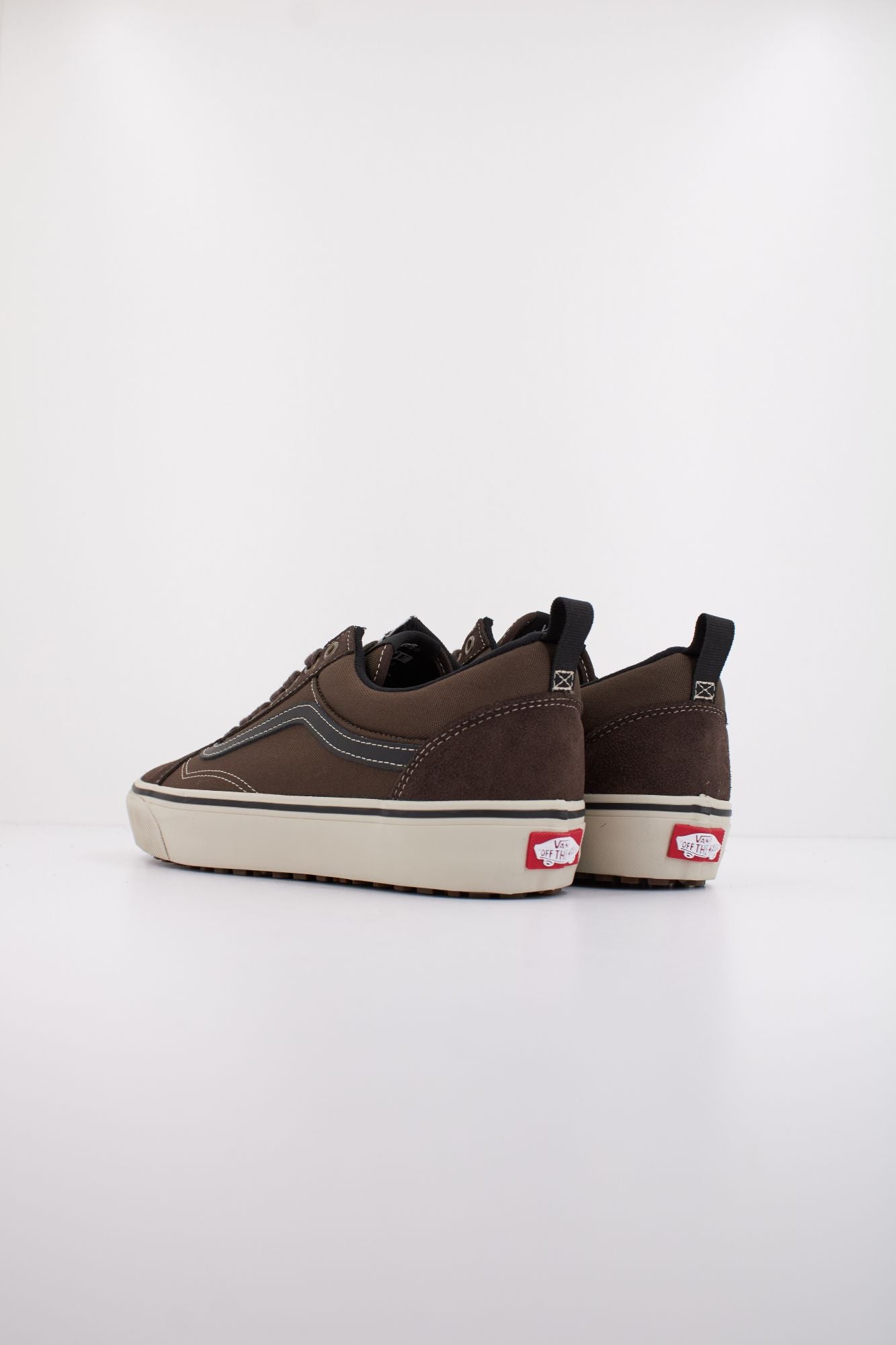 VANS MTE OLD SKOOL INSULATE en color MARRON (4)