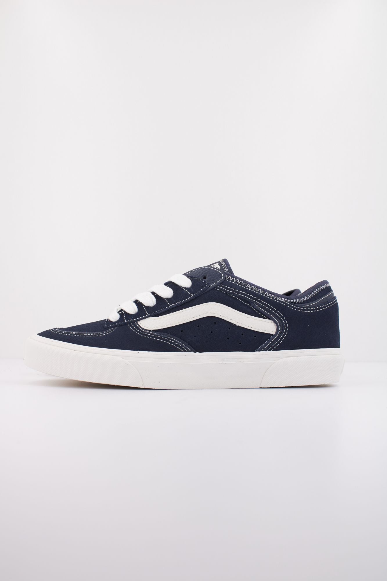 VANS ROWLEY CLASSIC en color AZUL (1)