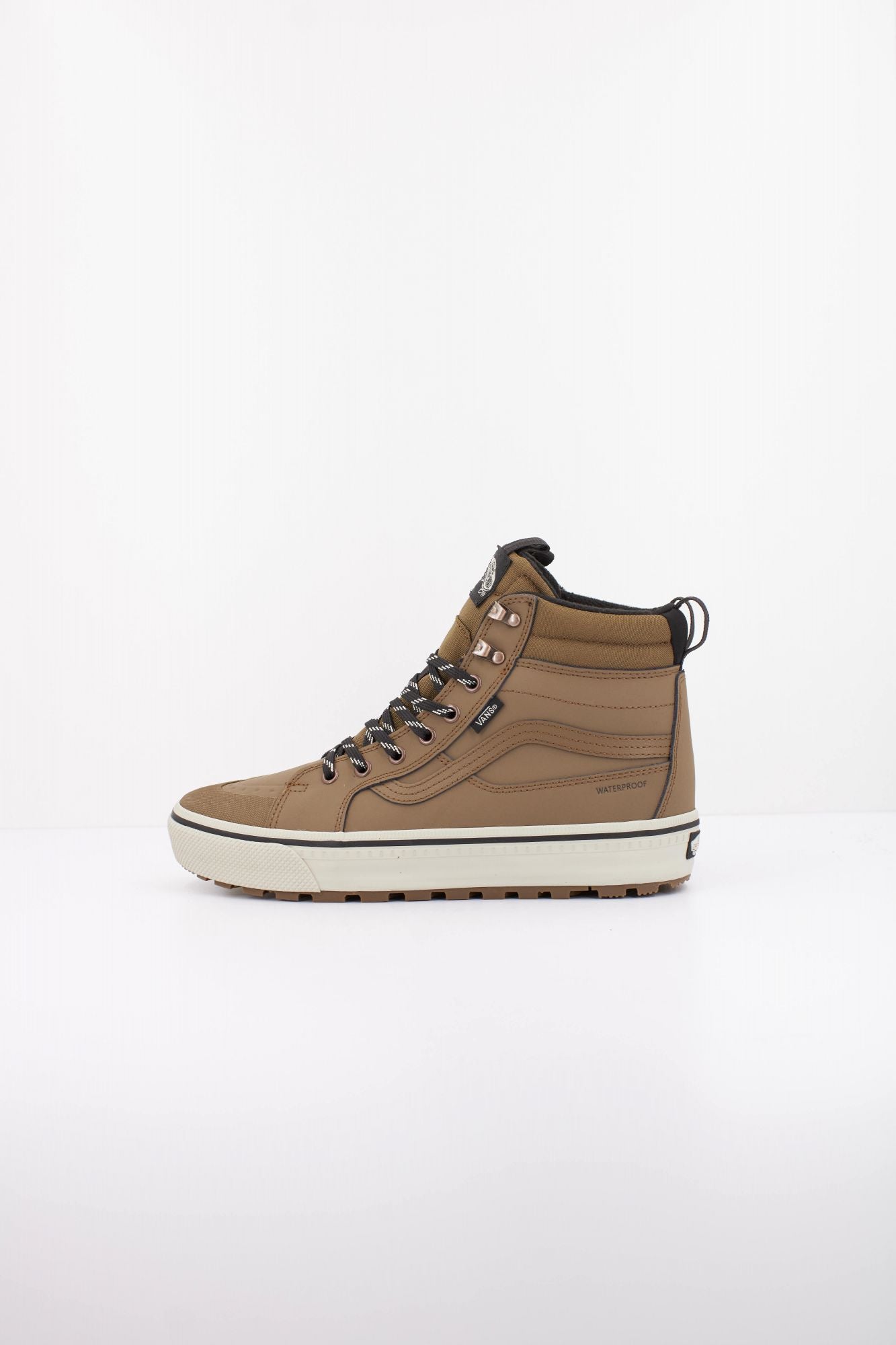 VANS MTE SK8-HI WATERPROOF en color MARRON (1)
