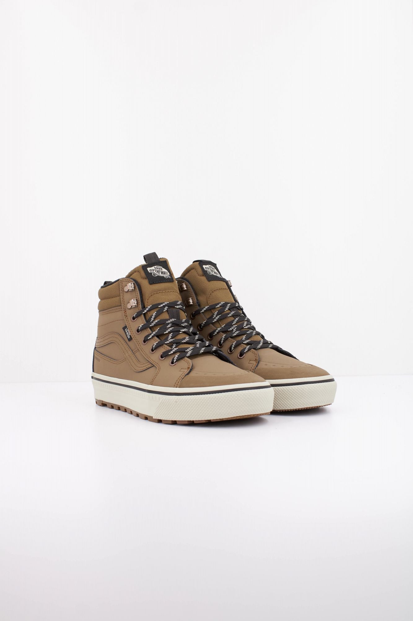 VANS MTE SK8-HI WATERPROOF en color MARRON (2)