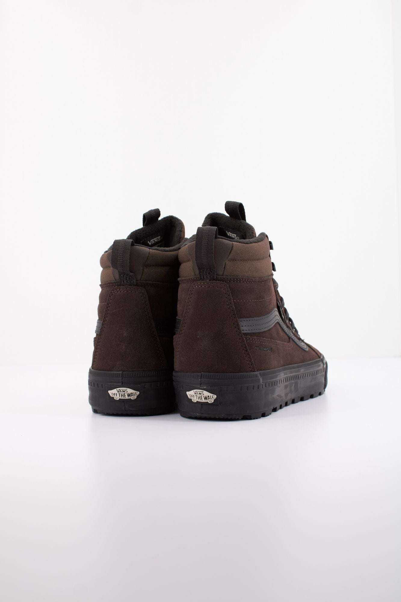 VANS MTE SK8-HI WATERPROOF en color MARRON (3)