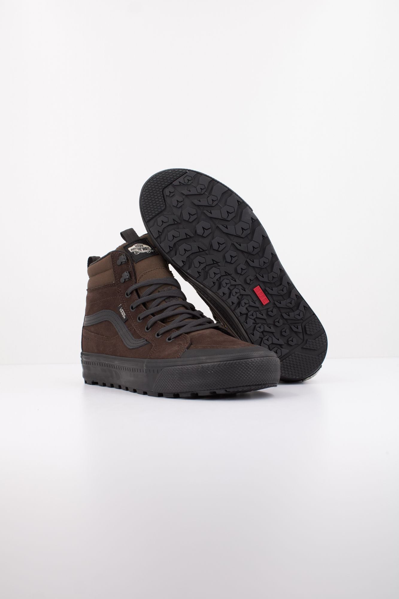 VANS MTE SK8-HI WATERPROOF en color MARRON (5)