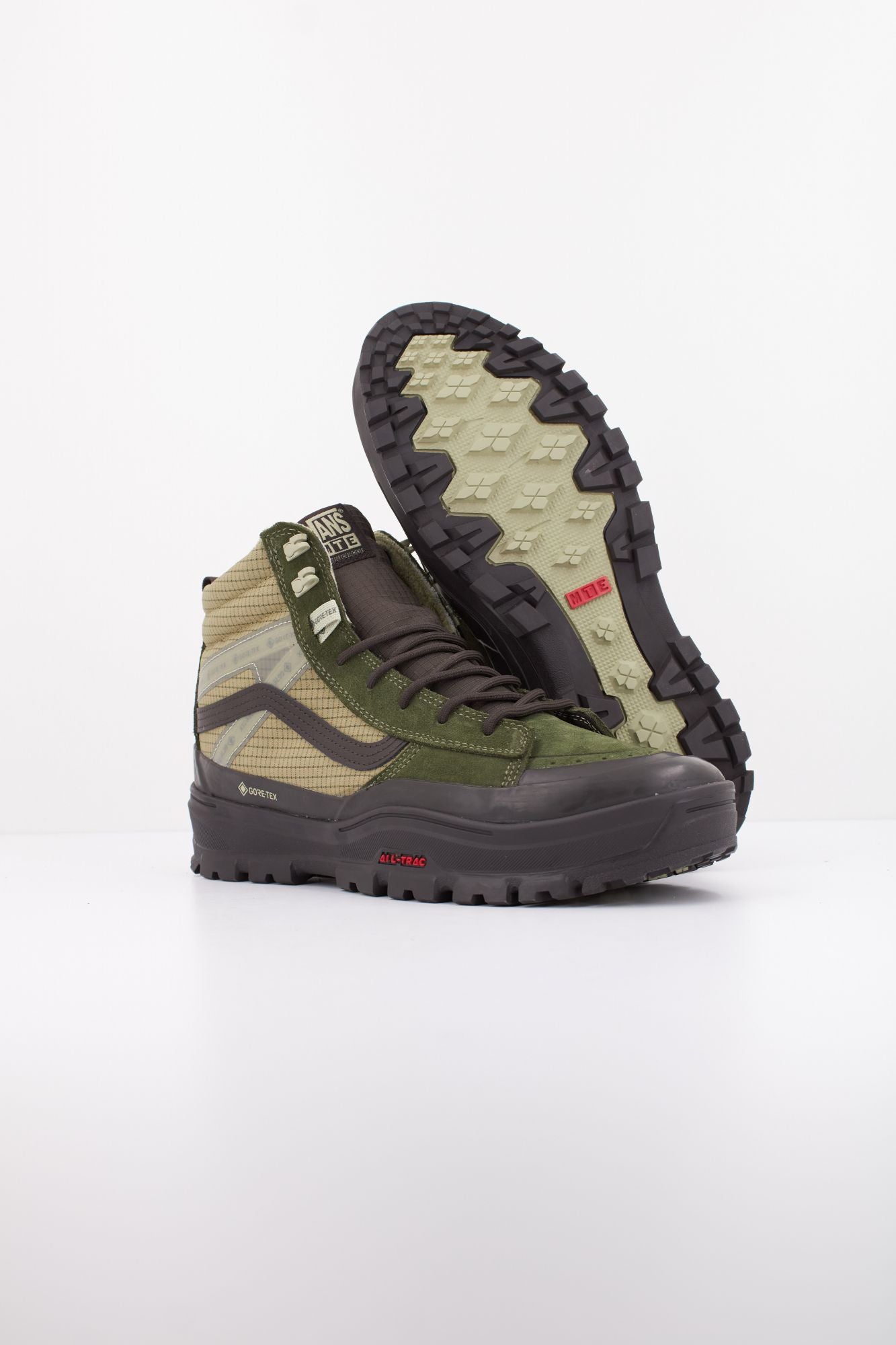 VANS MTE SK8-HI GORE-TEX IN en color VERDE (3)