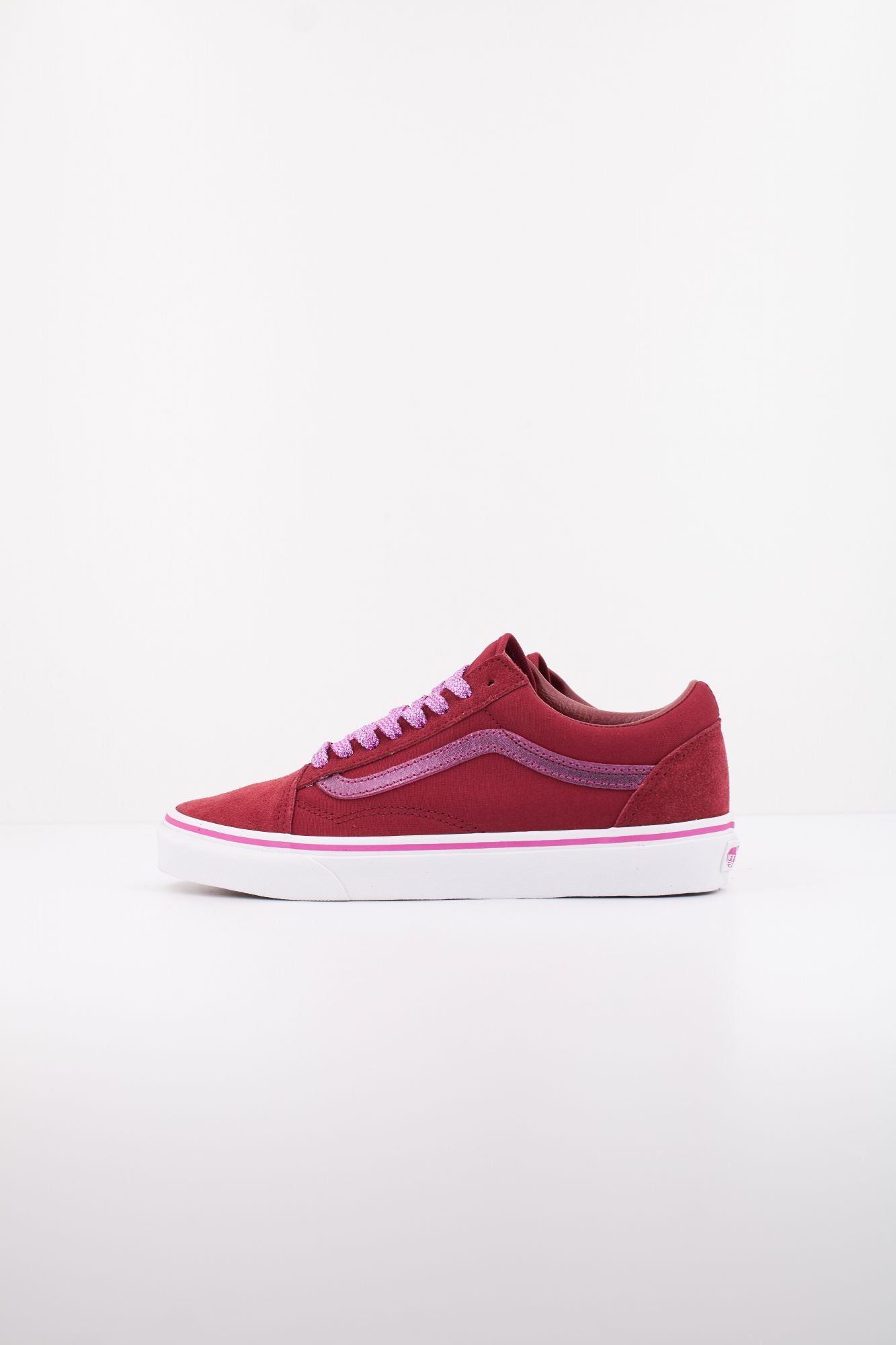 VANS OLD SKOOL MTLC en color BURDEOS (1)