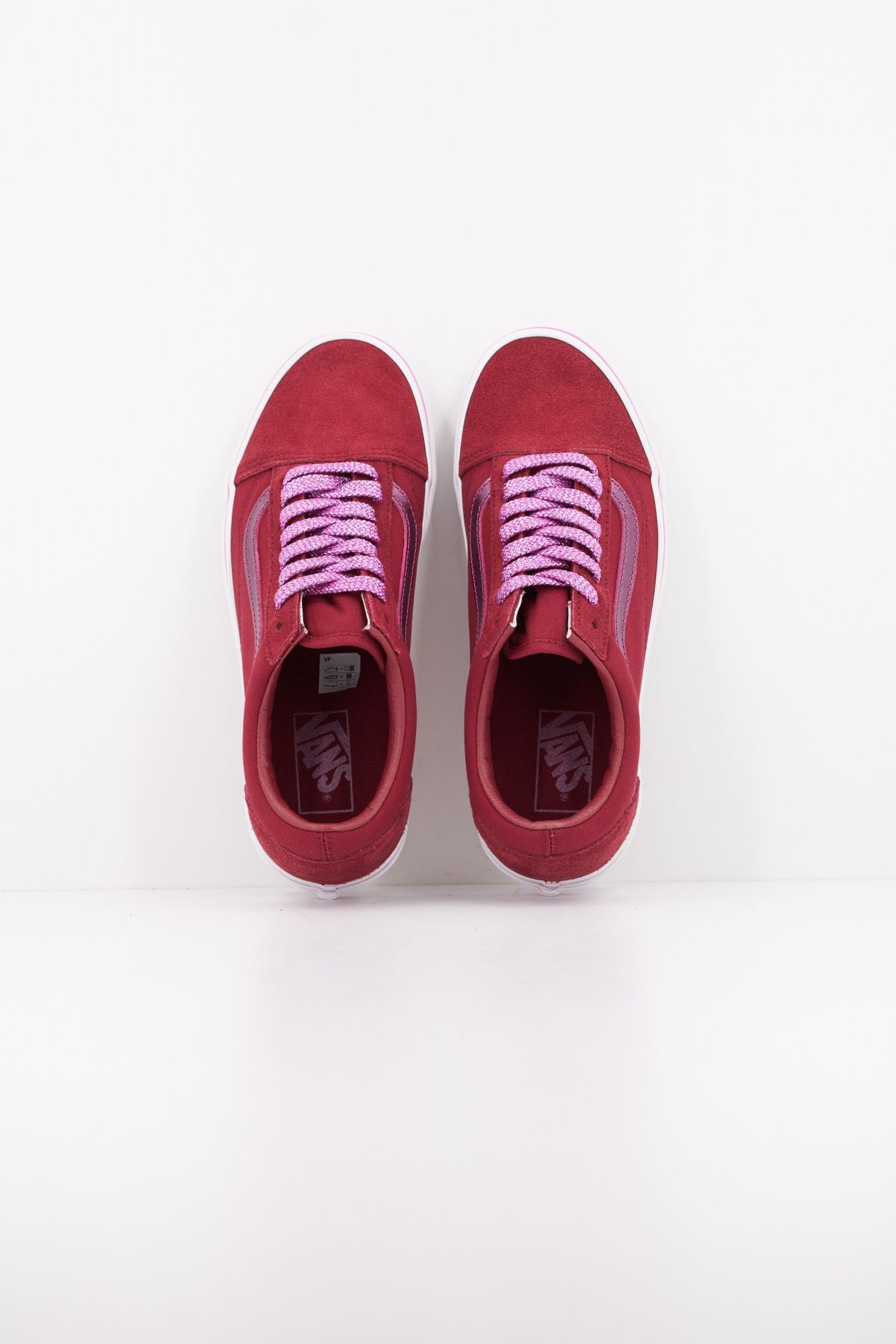 VANS OLD SKOOL MTLC en color BURDEOS (4)