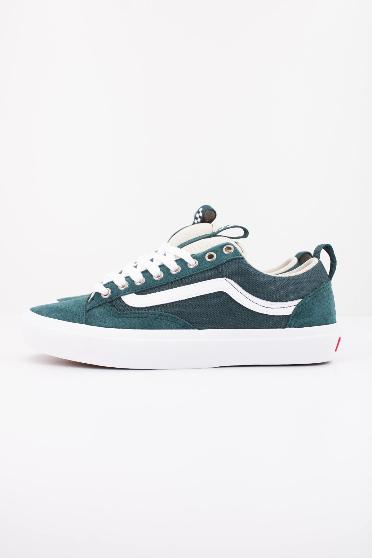 VANS SKATE OLD SKOOL VN000D5REKD1 en color VERDE (1)