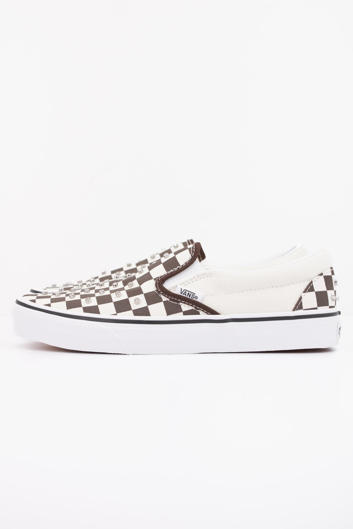 VANS CLASSIC SLIP-ON VN000D6Y3N11 en color BEIS (1)