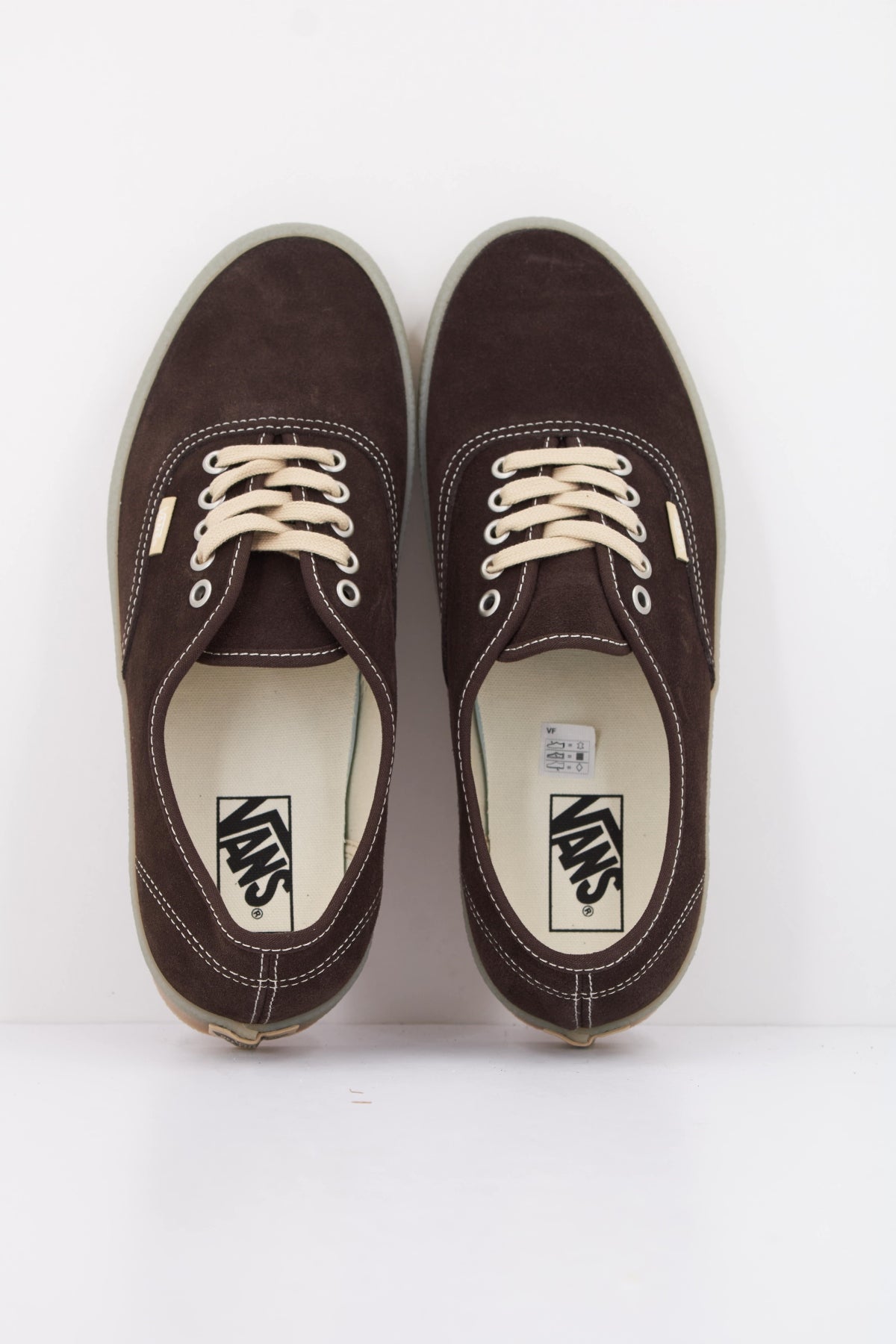 VANS AUTHENTIC en color MARRON (3)