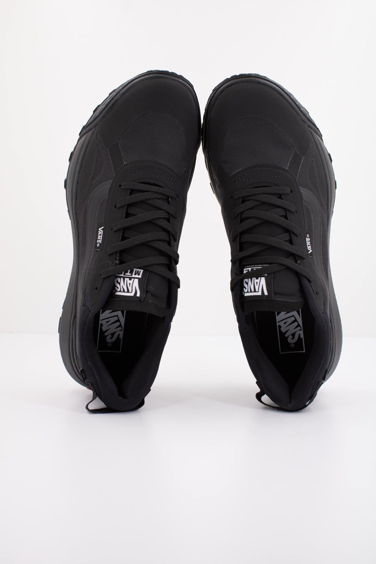 VANS MTE CROSSPATH VN000CVUBKA1 en color NEGRO (3)