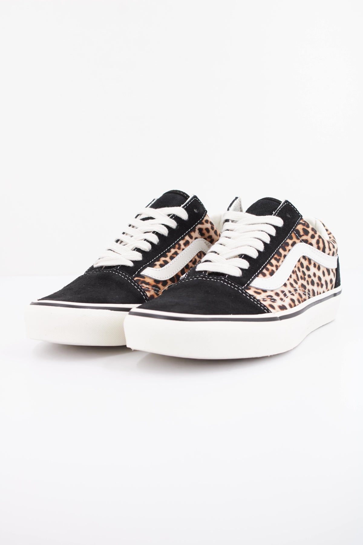 VANS MTE CROSSPATH VN000E8WYY61 en color ANIMAL PRINT (2)