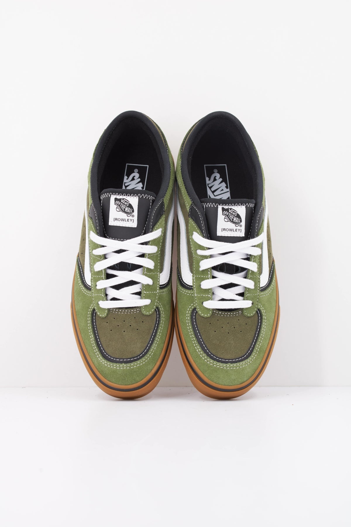 VANS ROWLEY CLASSIC GUM en color VERDE (3)
