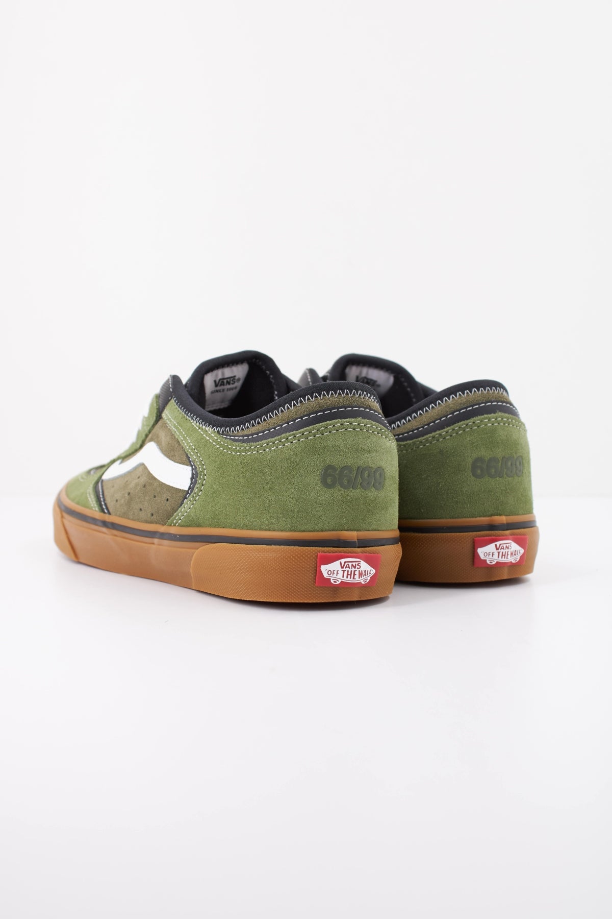 VANS ROWLEY CLASSIC GUM en color VERDE (4)