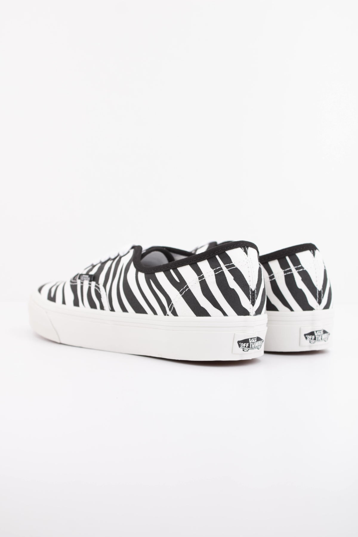 VANS AUTHENTIC en color ANIMAL PRINT (4)