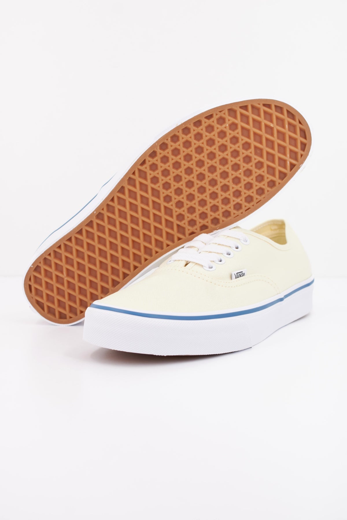 VANS AUTHENTIC VN000EE3WHT1 en color AMARILLO (5)