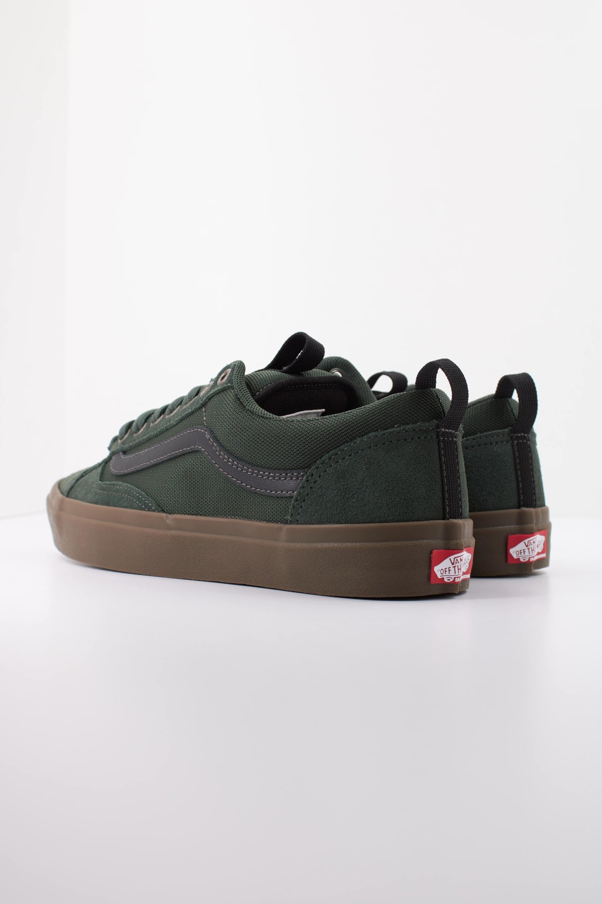 VANS SKATE OLD SKOOL VN000D5R17P1 en color VERDE (4)