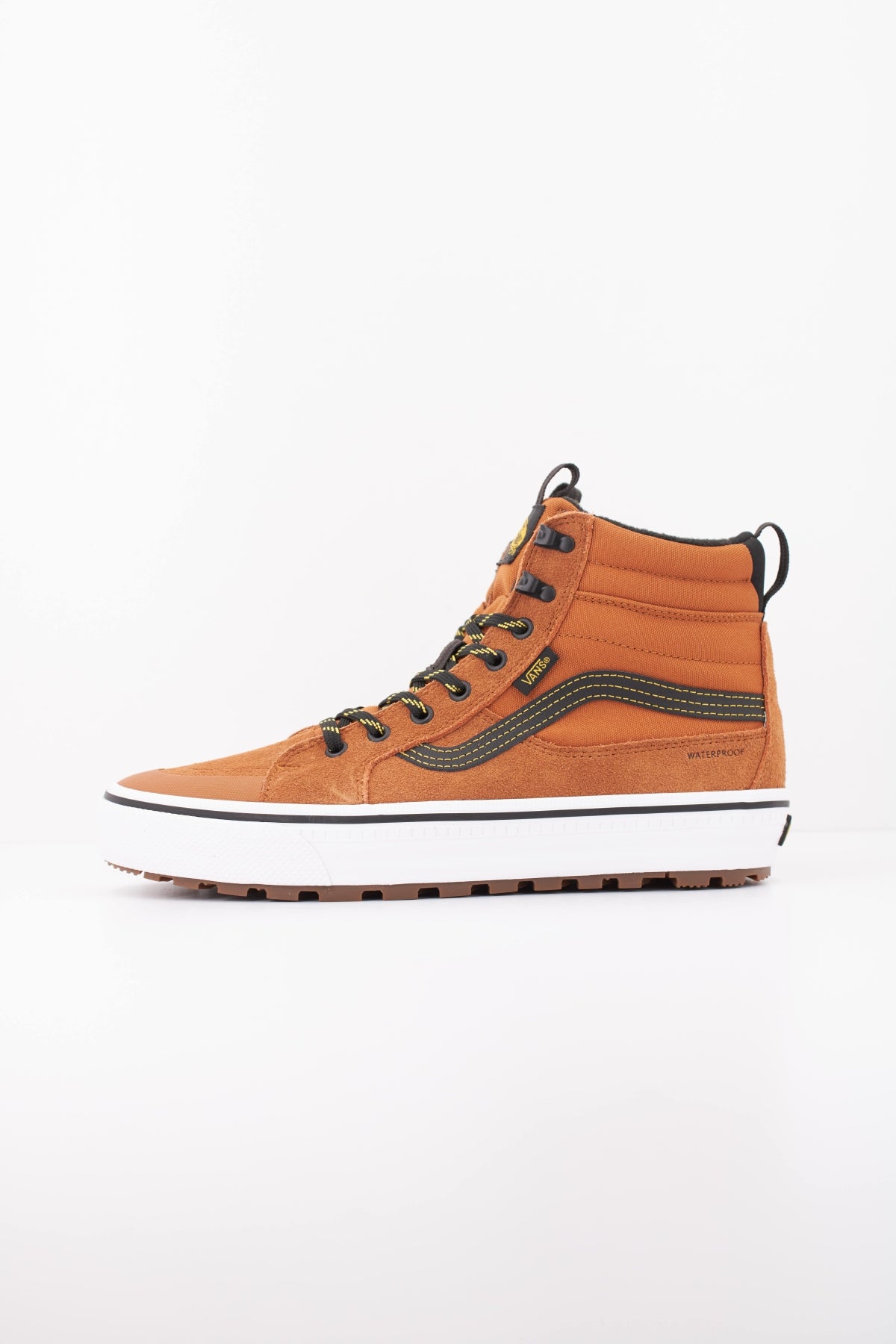 VANS SK8-HI WATERPROOF VN000DAQN1Z1 en color MARRON (1)