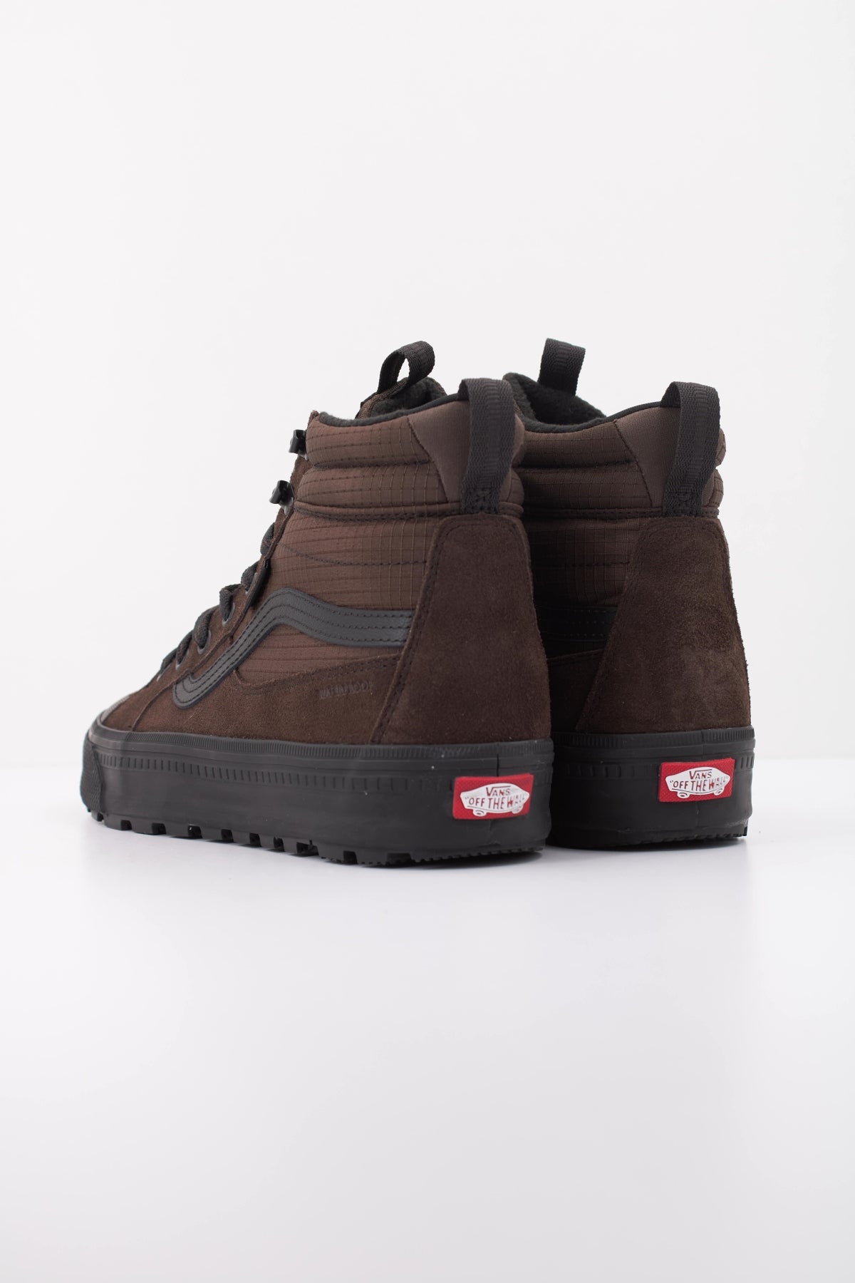 VANS VN000Y623N11 SK8 HI en color MARRON (4)