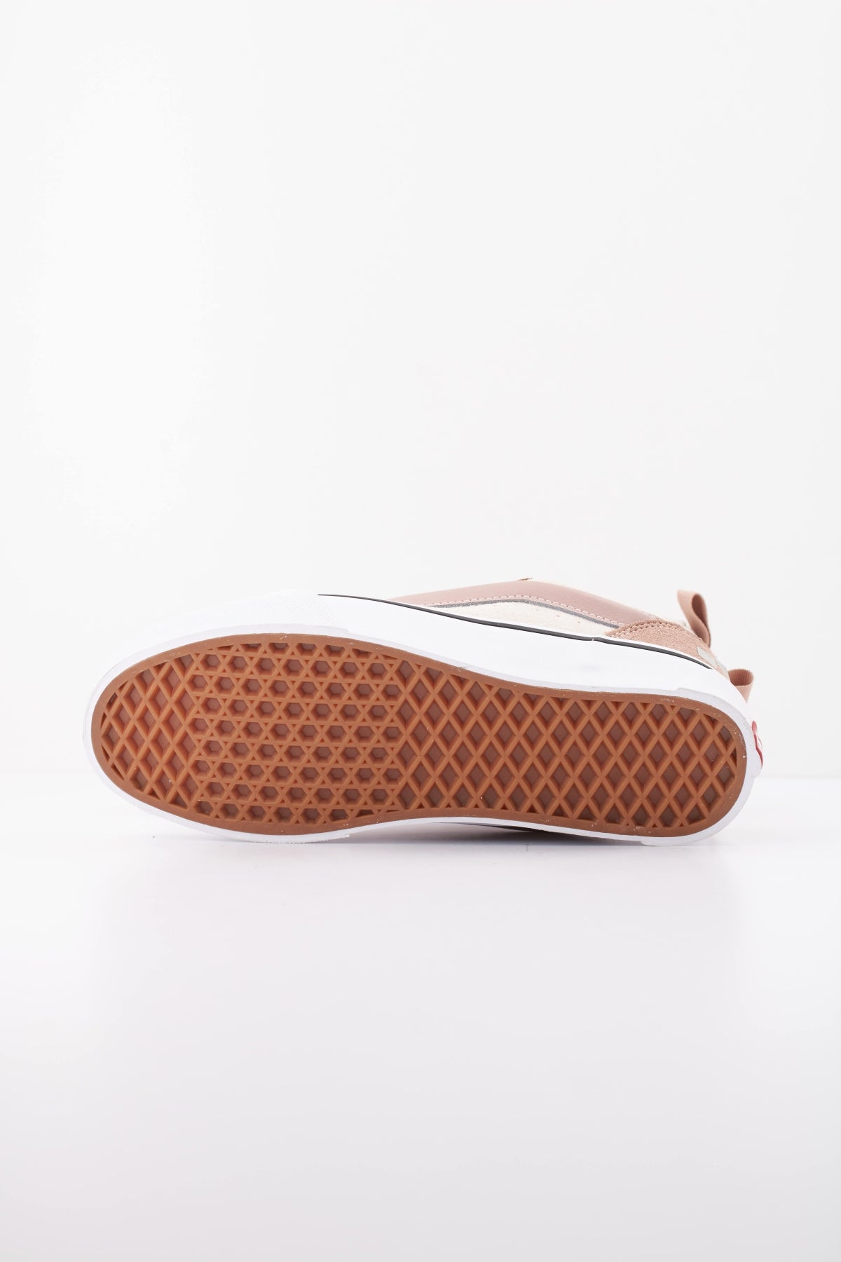 VANS VN000E9XTUP1 en color BEIS (5)