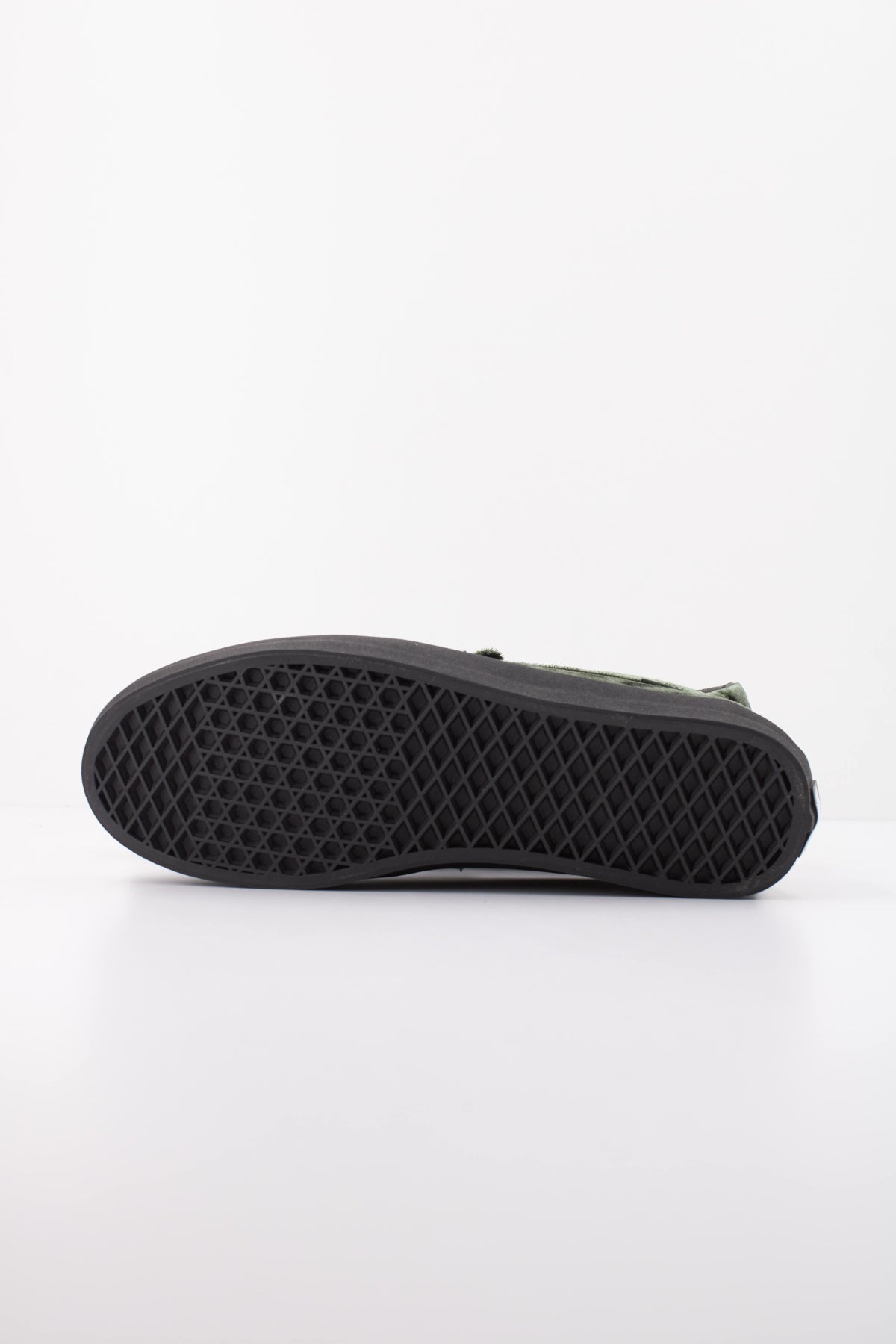 VANS SKATE LOAFER VELVET VN000Z3QTD81 en color VERDE (5)
