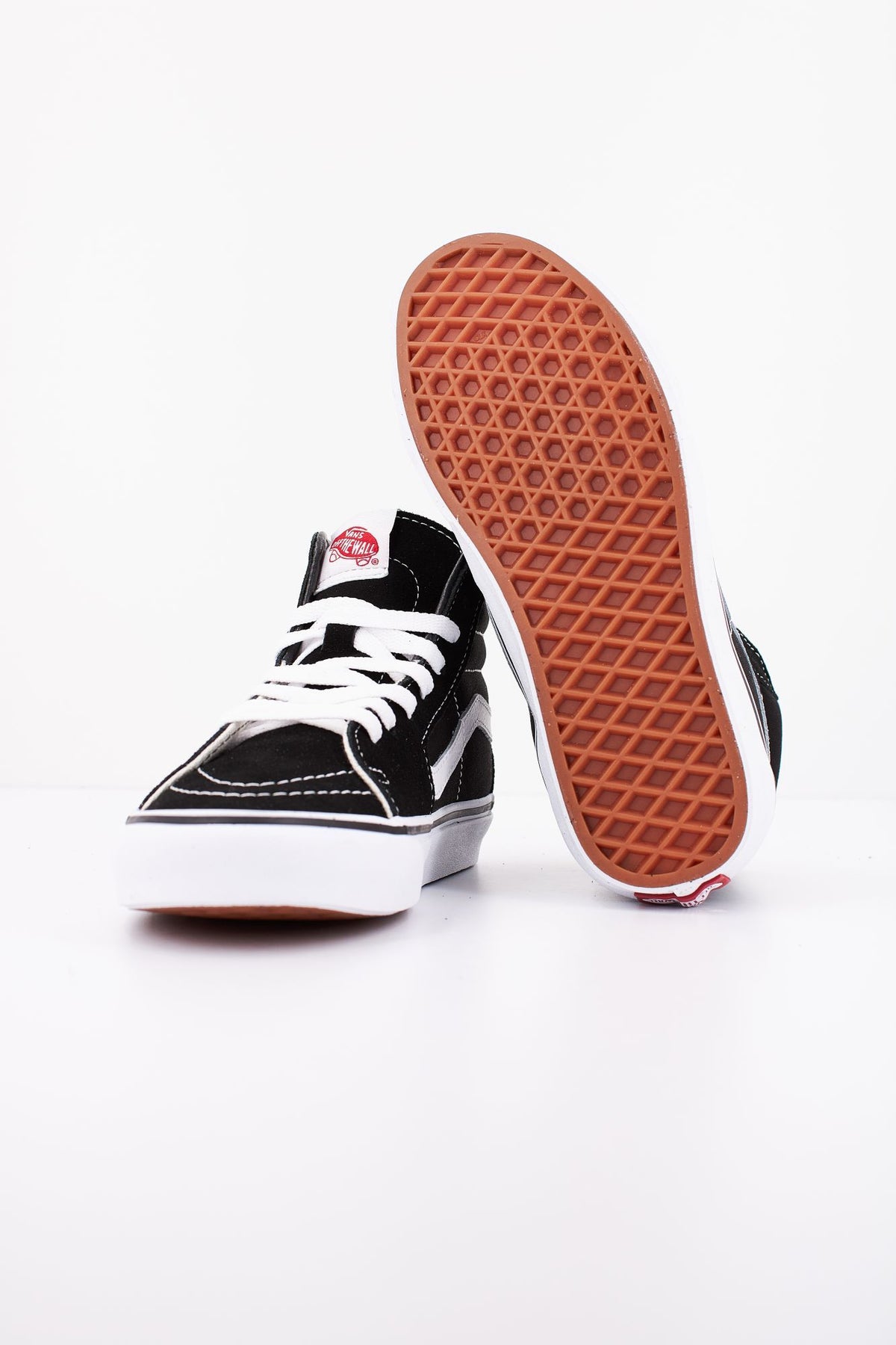 VANS SK8-HI VN000D5IB8C en color NEGRO (4)