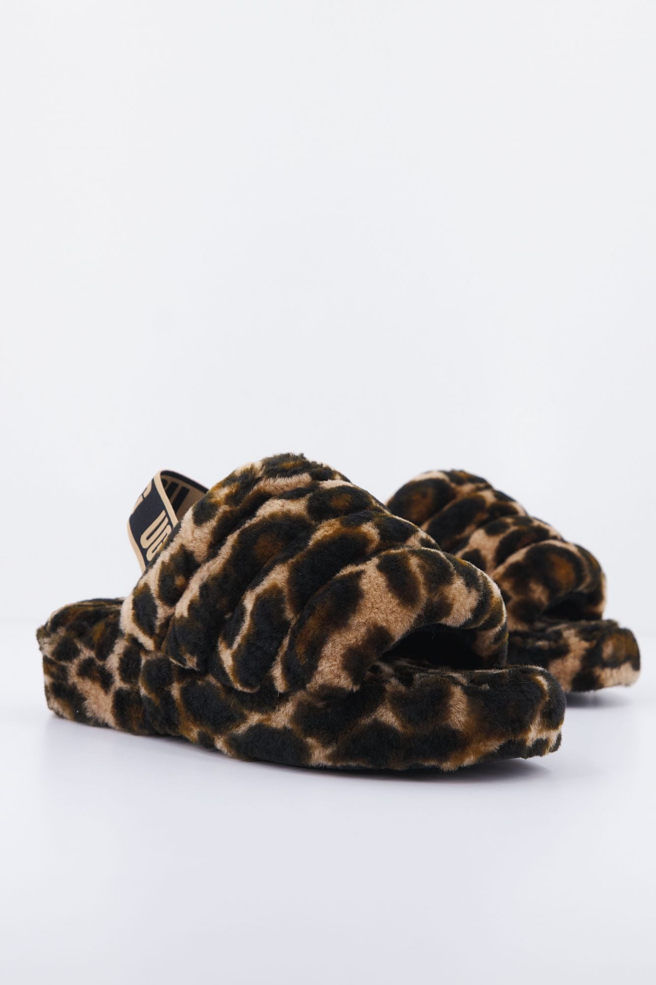 UGG W FLUFF YEAH SLIDE PANTHER en color ANIMAL PRINT (2)