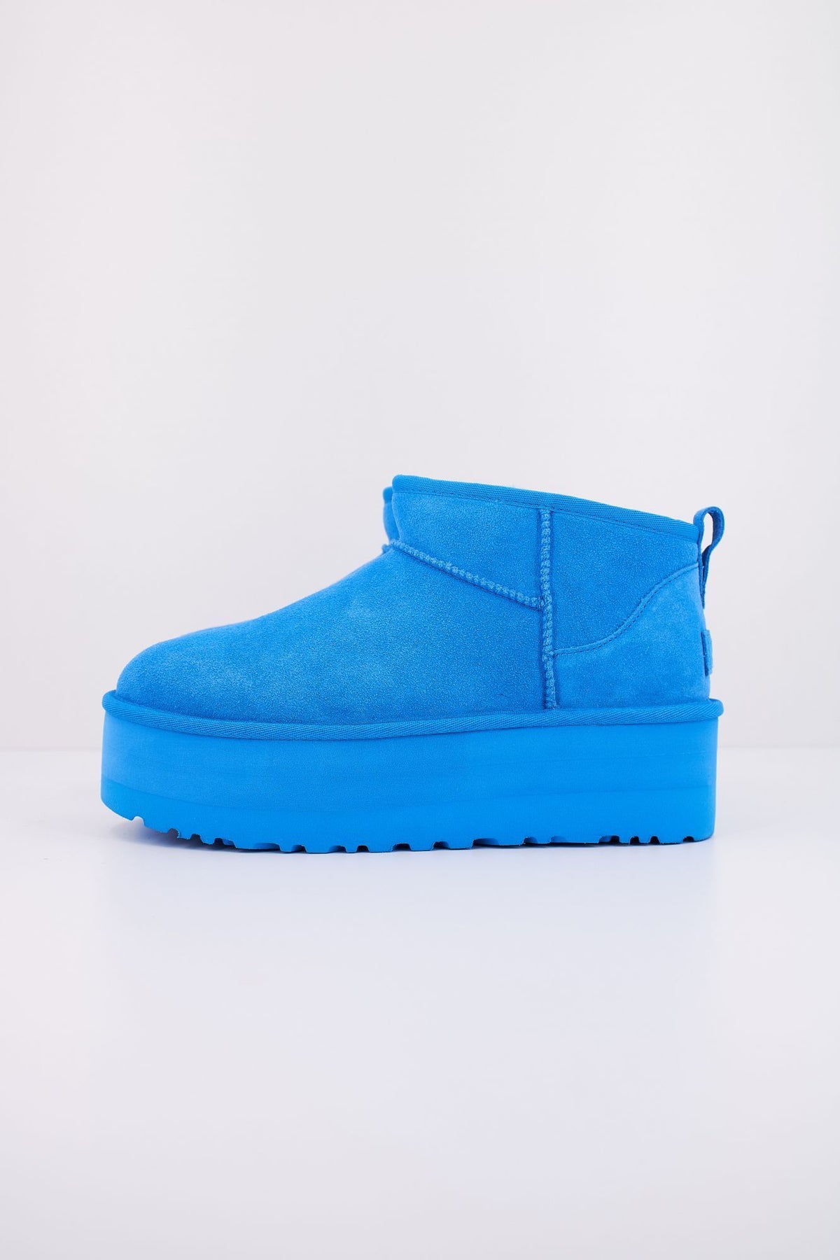 UGG CLASSIC ULTRA MINI PLATFORM 1135092U en color AZUL (1)