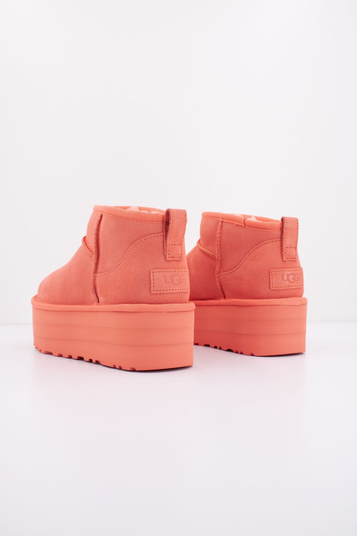 UGG CLASSIC ULTRA MINI PLATFORM 1135092U en color NARANJA (3)