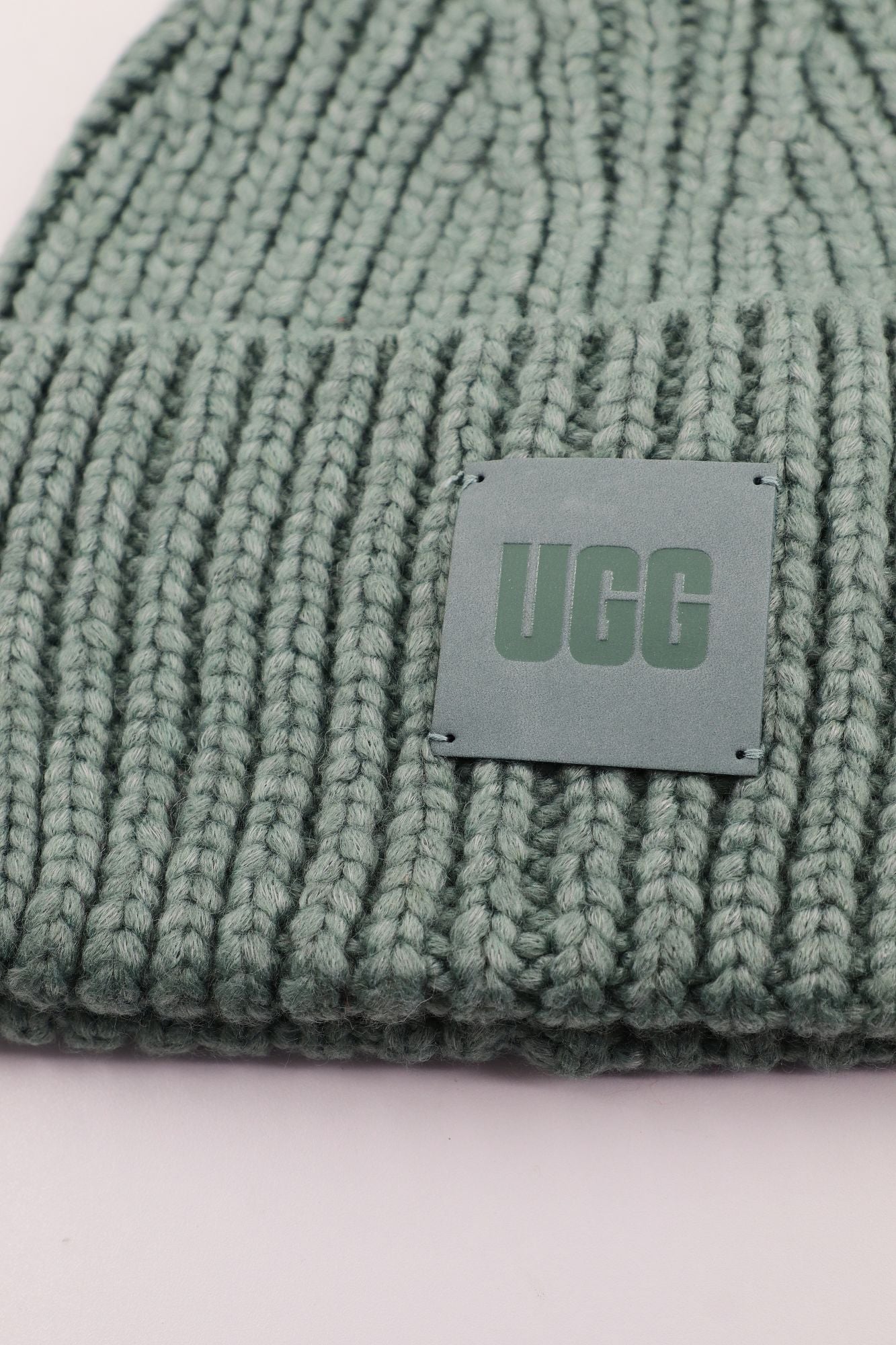 UGG CHUNKY RIB KNIT SCARF en color VERDE (4)