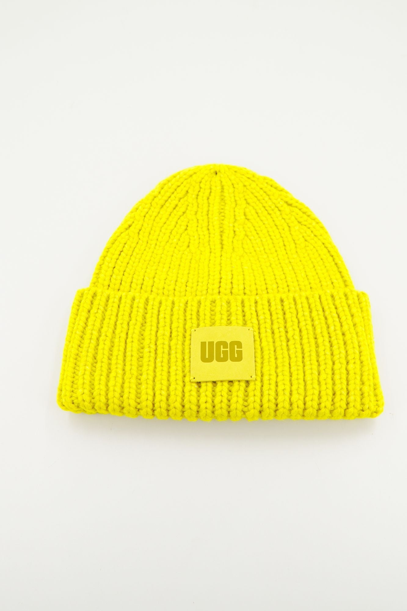 UGG CHUNKY RIB KNIT SCARF en color AMARILLO (1)