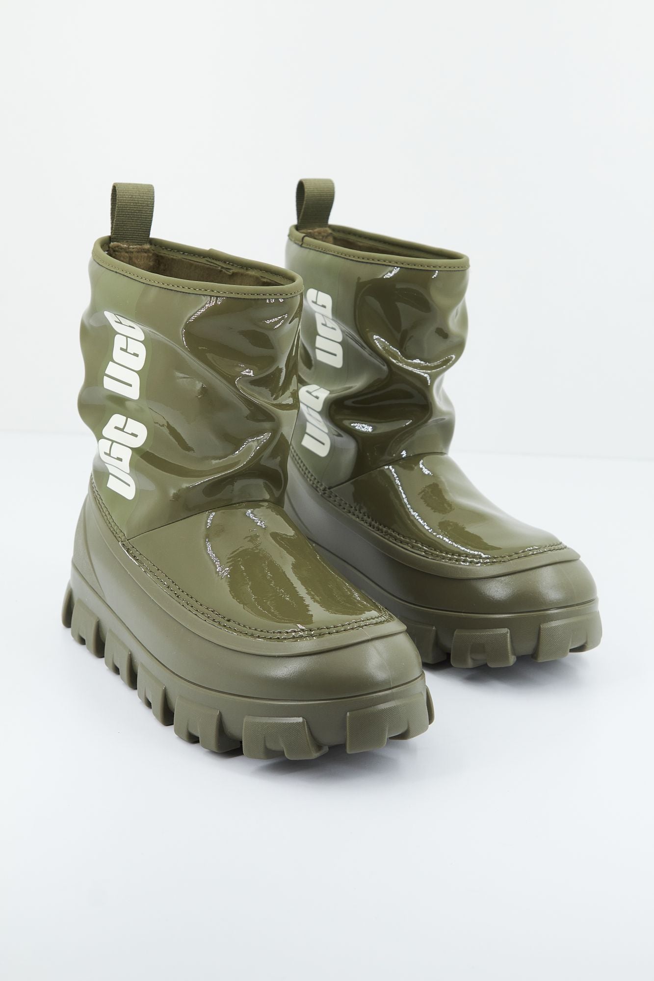 UGG W CLASSIC BRELLAH MINI en color VERDE (2)