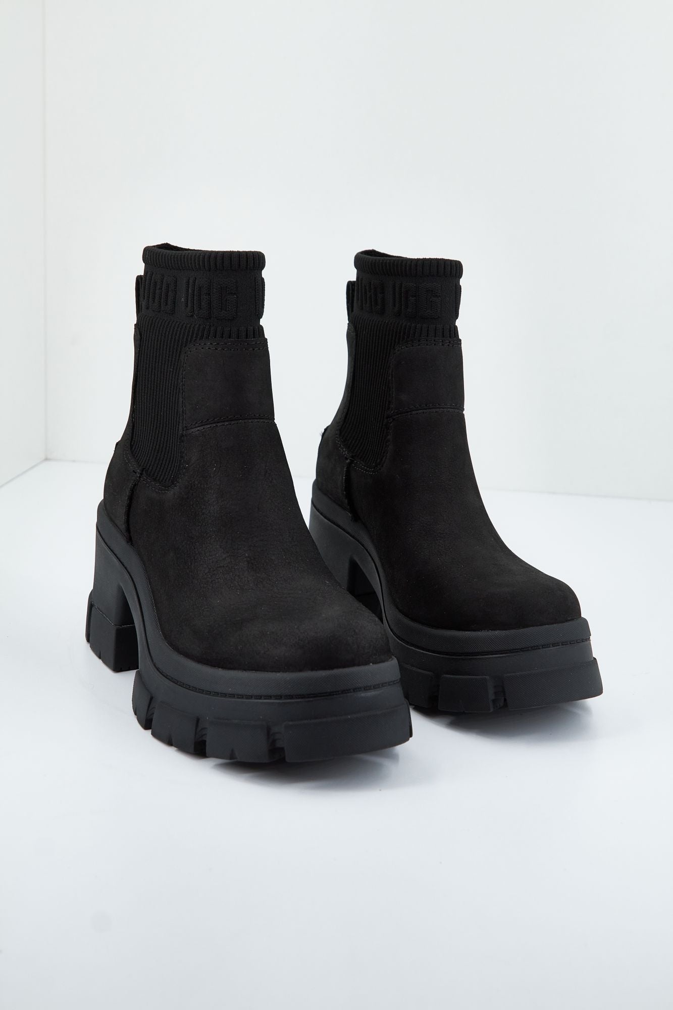 UGG W BROOKLYN CHELSEA en color NEGRO (2)