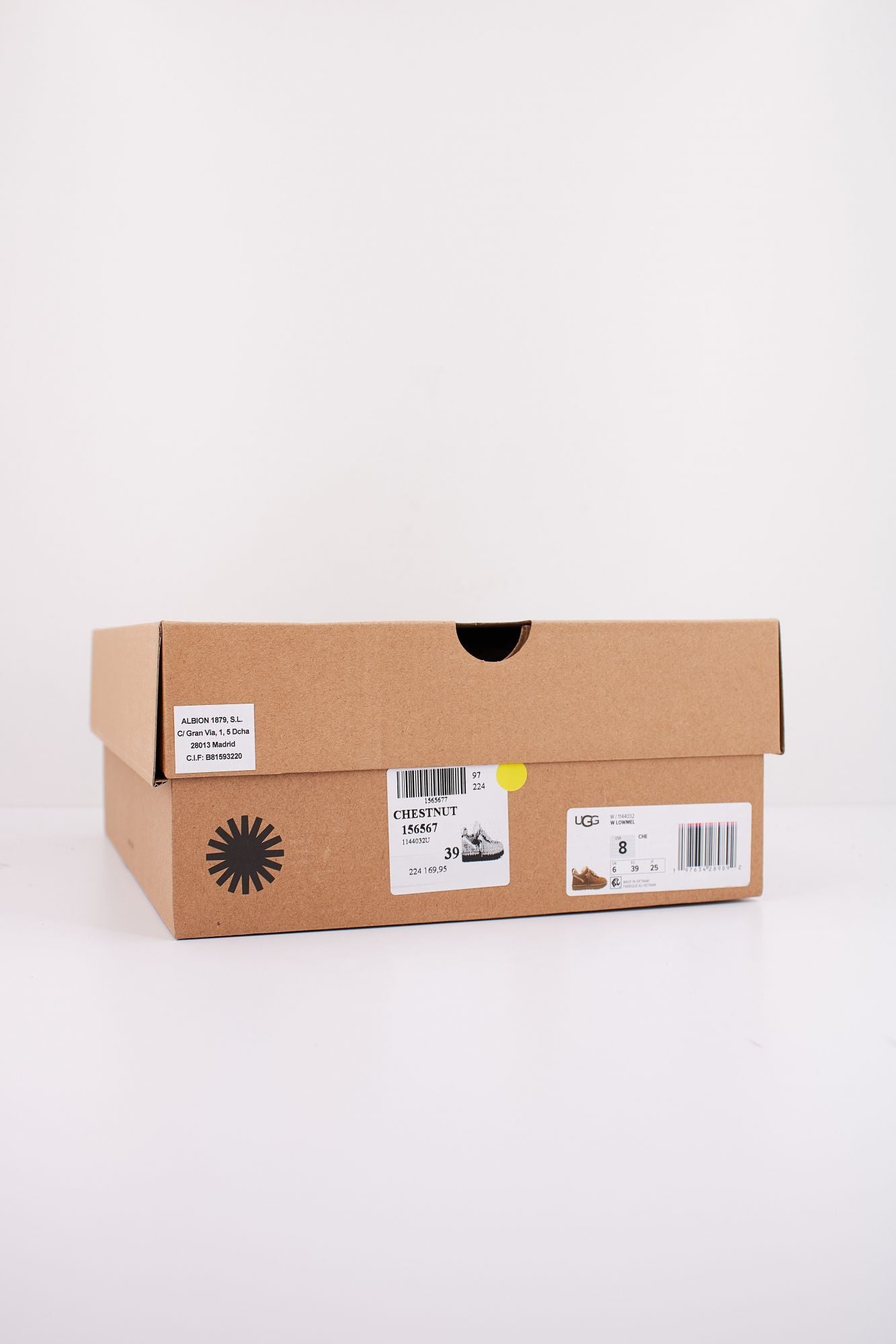 UGG W LOWMEL en color MARRON CLARO (6)