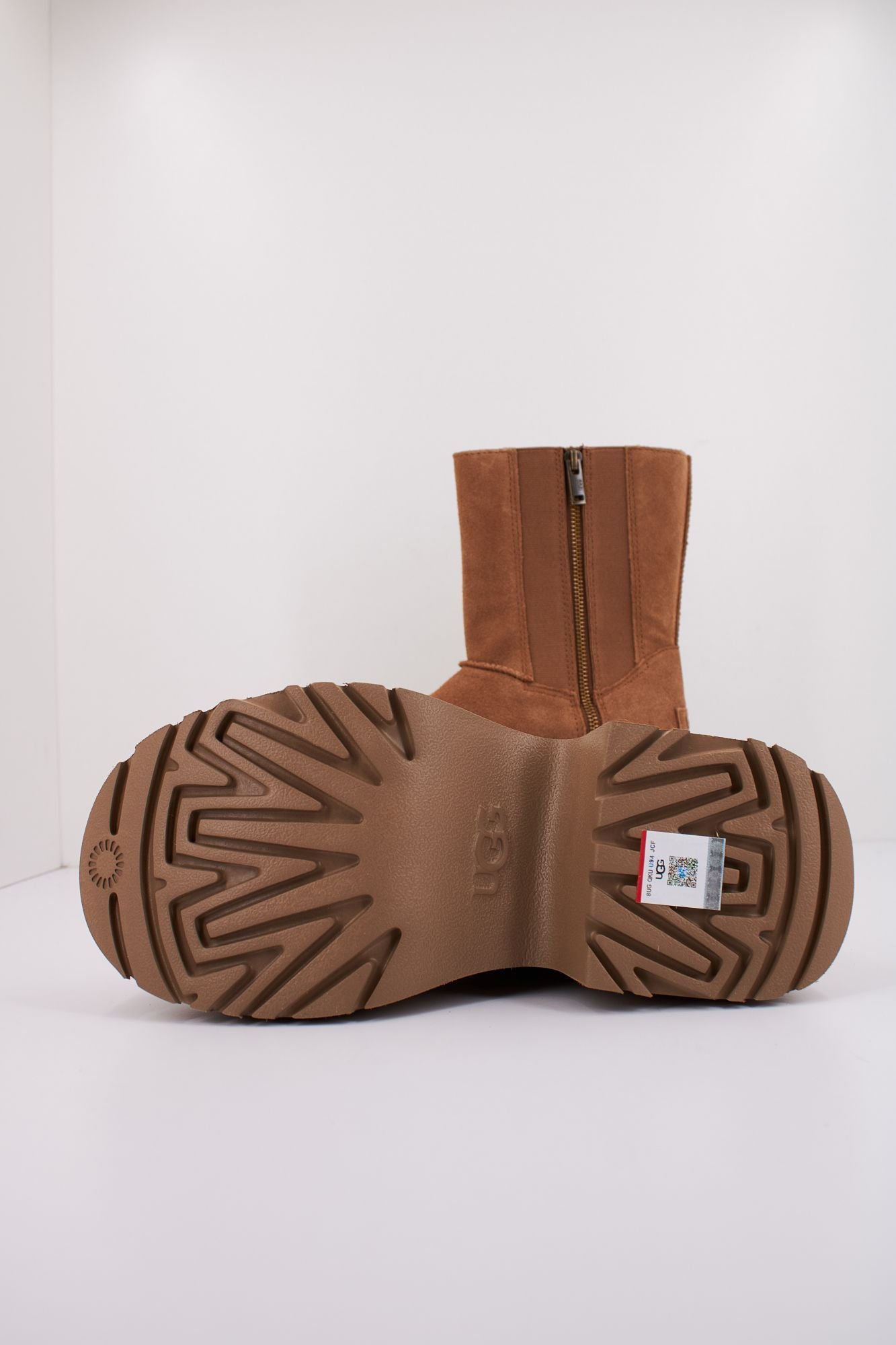 UGG W CLASSIC TWIN SEAM NEW HE en color MARRON (5)