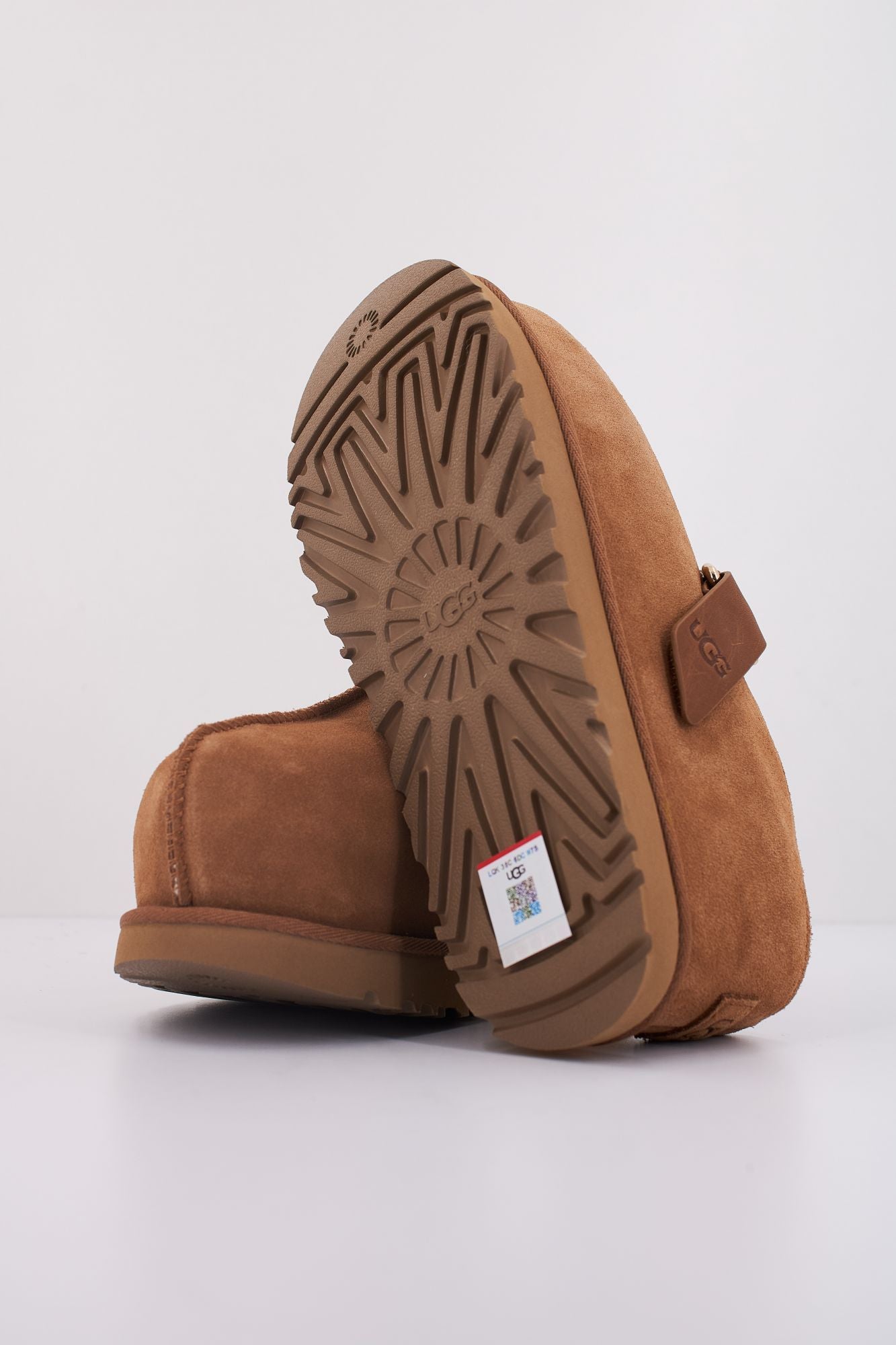 UGG W GOLDENSTAR HI CLOG en color MARRON (5)