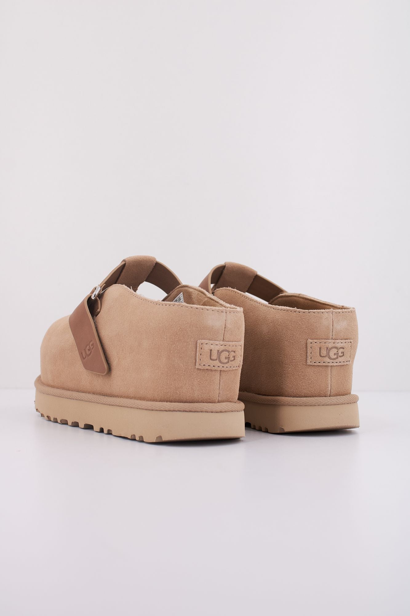 UGG W GOLDENSTAR HI CLOG en color MARRON CLARO (4)