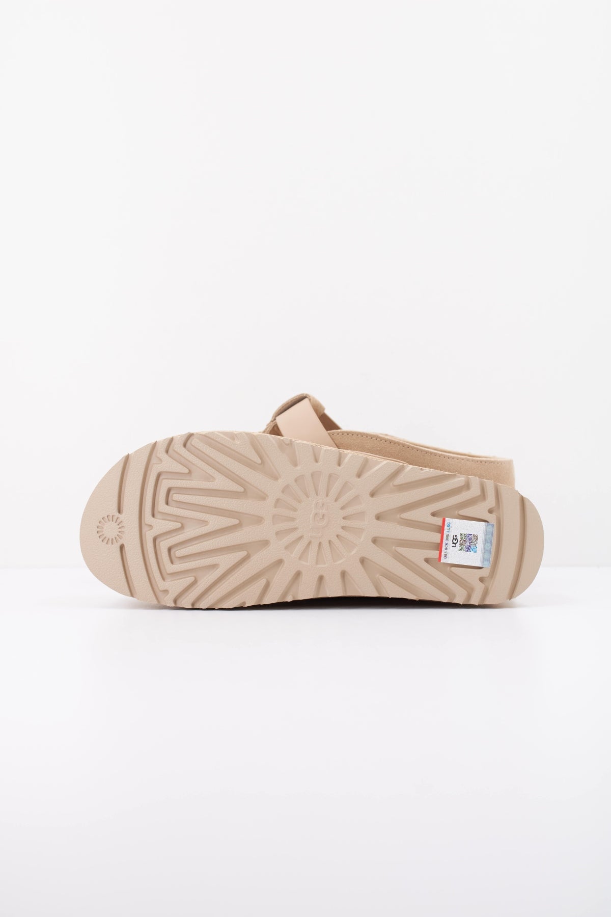 UGG W GOLDENSTAR HI CLOG en color MARRON CLARO (5)