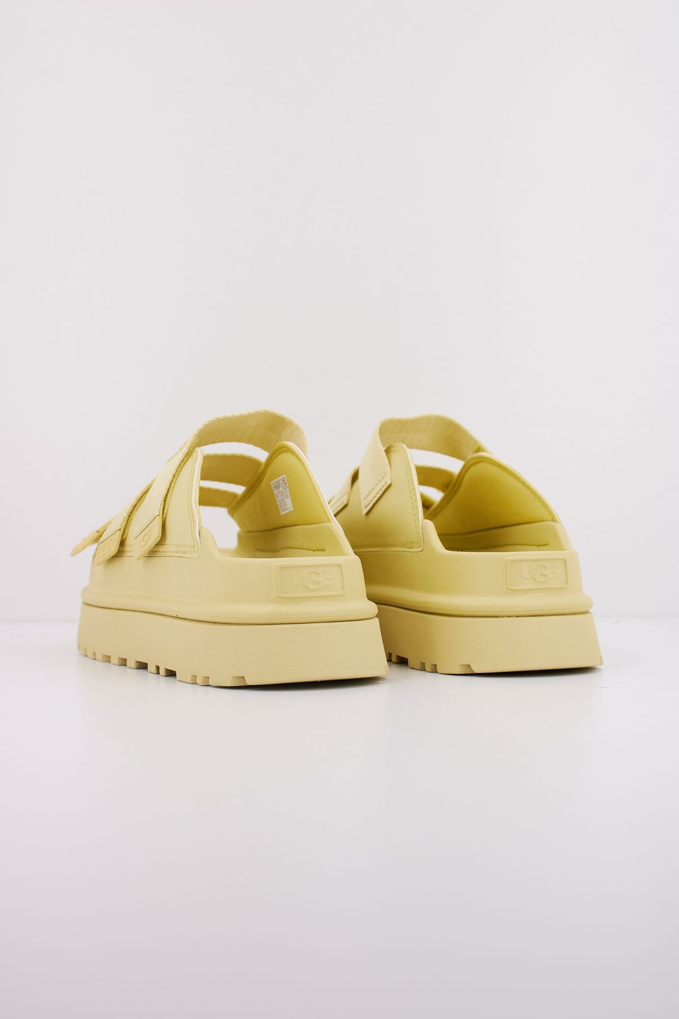 UGG W GOLDEN GLOW SLIDE en color AMARILLO (4)