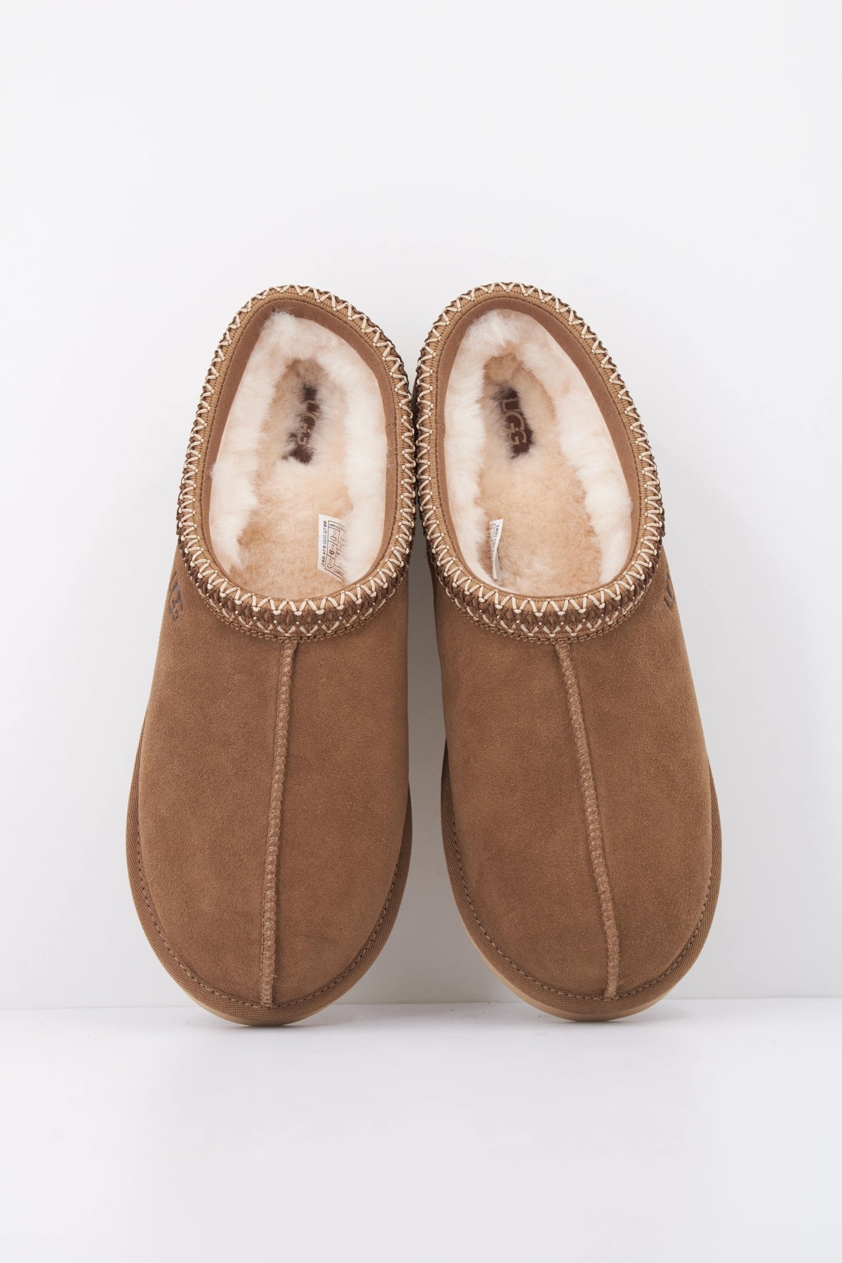 UGG 1174671U M TASMAN II en color MARRON CLARO (3)
