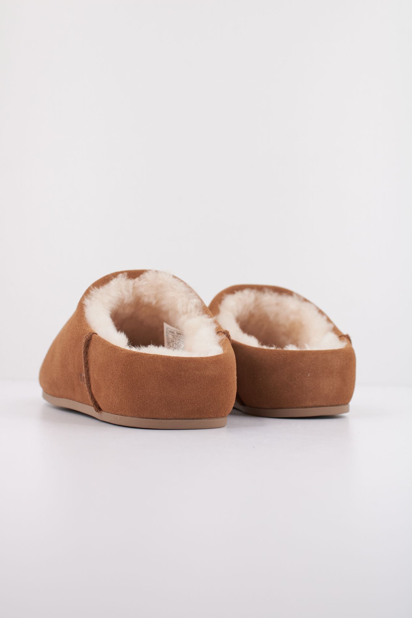 UGG W ELEA SLIP-ON en color MARRON (4)