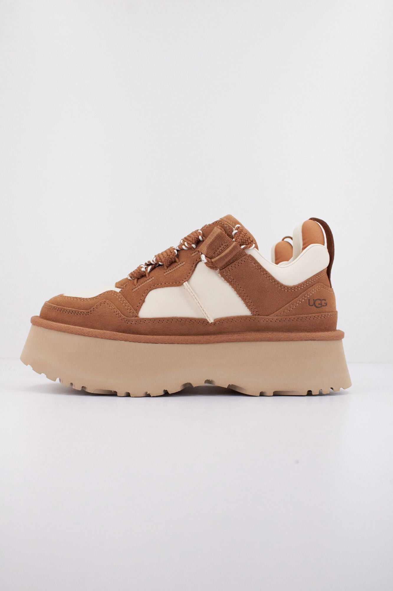 UGG W ASTROMEL en color MARRON (1)