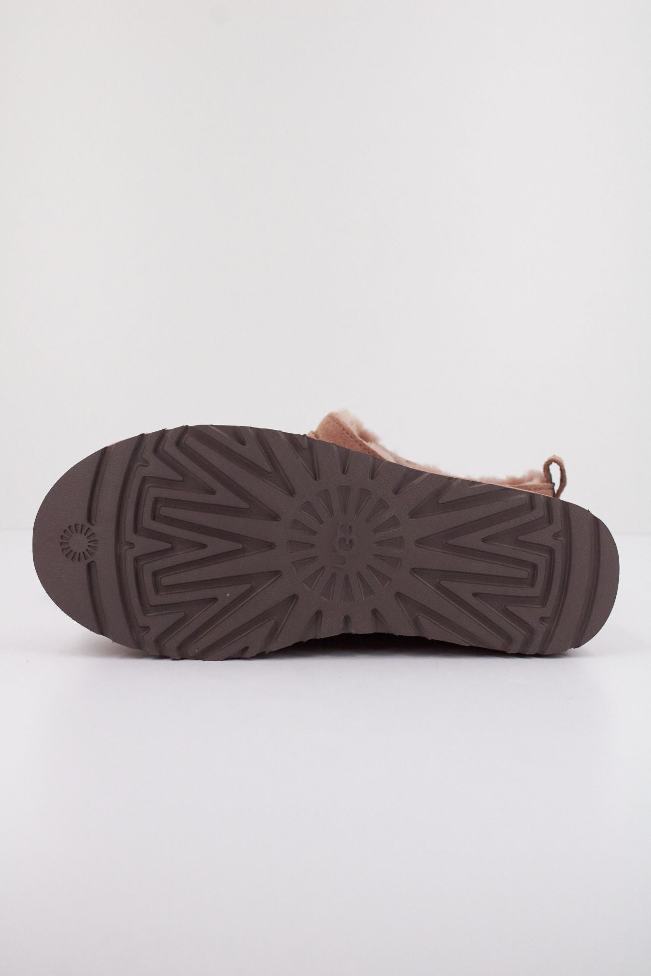 UGG W CLASSIC MICRO en color MARRON (5)