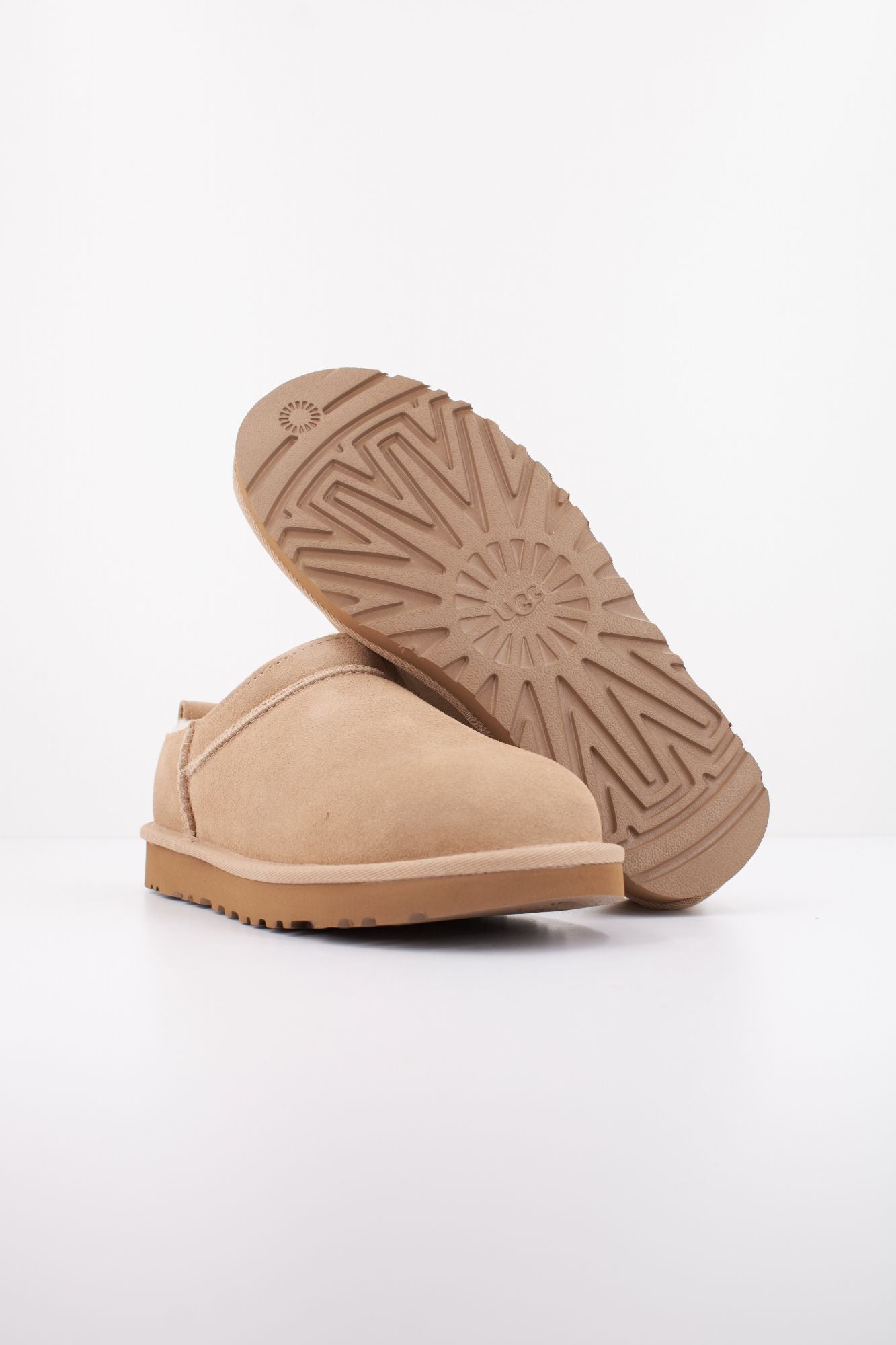 UGG W CLASSIC MICRO en color MARRON CLARO (4)